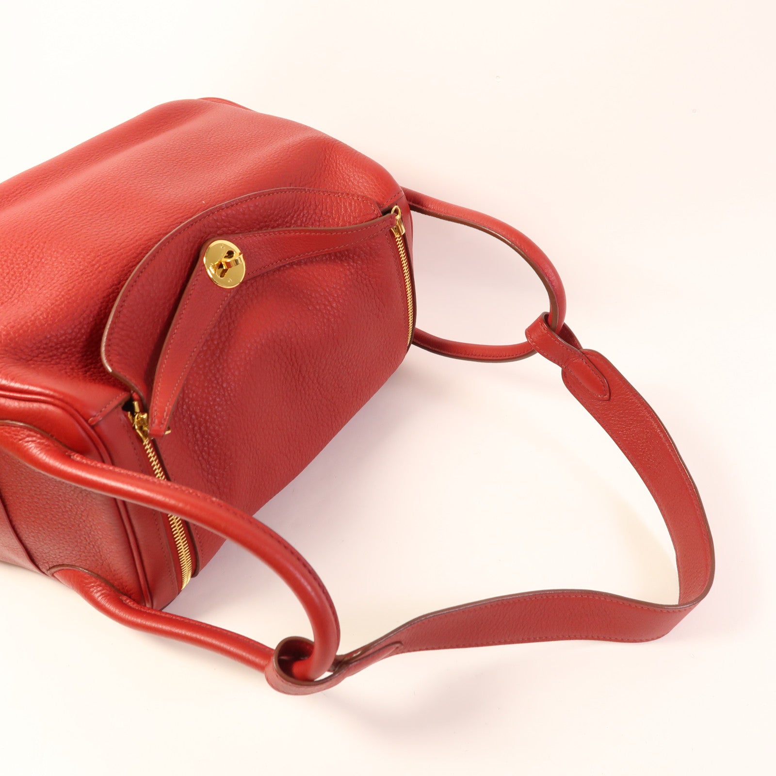 HERMES 【激減優惠】Clemence皮革Lindy 30金扣手挽肩背兩用袋 Rouge Tomate