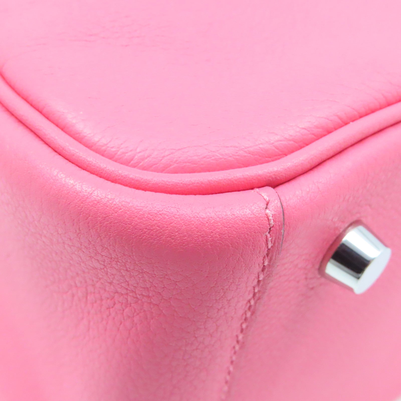 HERMES Evercolor皮革Lindy 26银扣手挽肩背两用袋Rose Lipstick粉红色