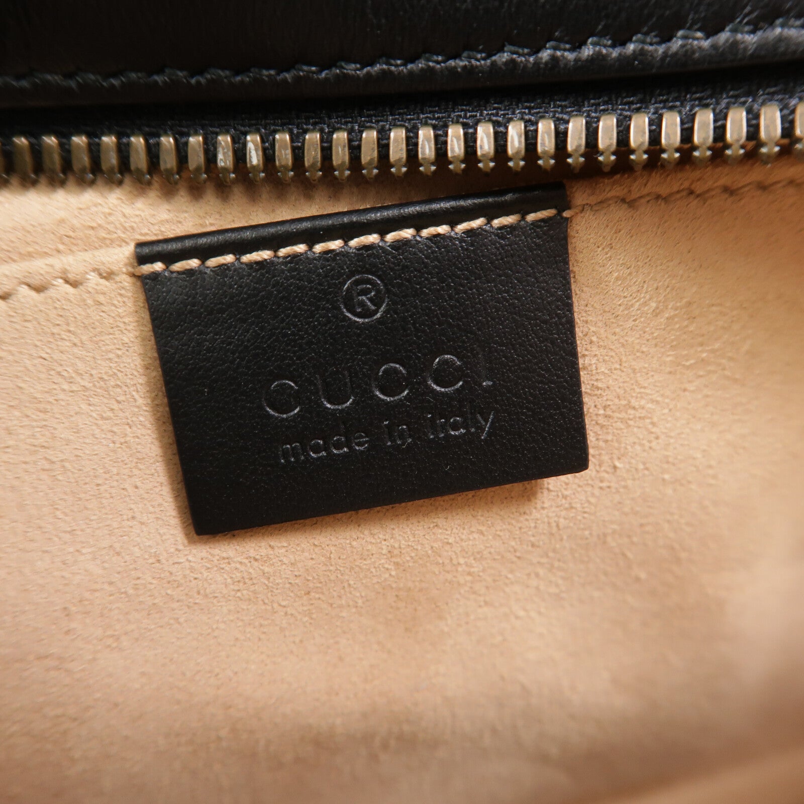 GUCCI 牛皮皮革GG Marmont肩背袋