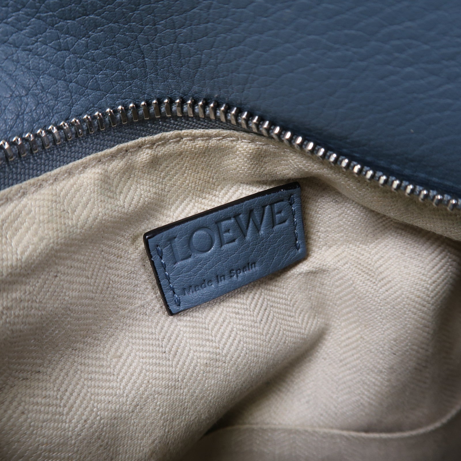 LOEWE 牛皮皮革Puzzle Medium銀扣手挽肩背兩用袋藍色