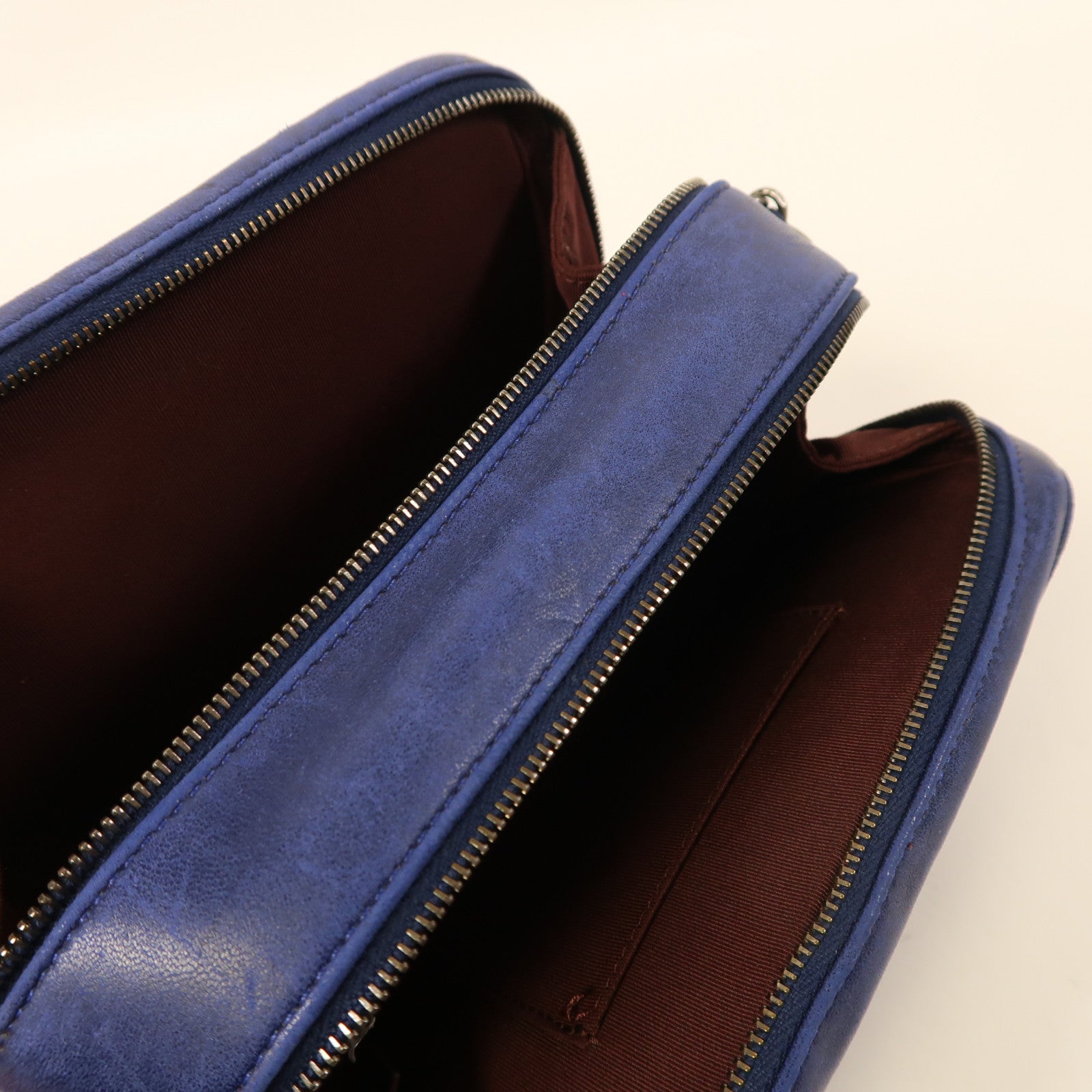 CHANEL 牛皮皮革Chain Shoulder銀扣鏈帶肩背袋藍色