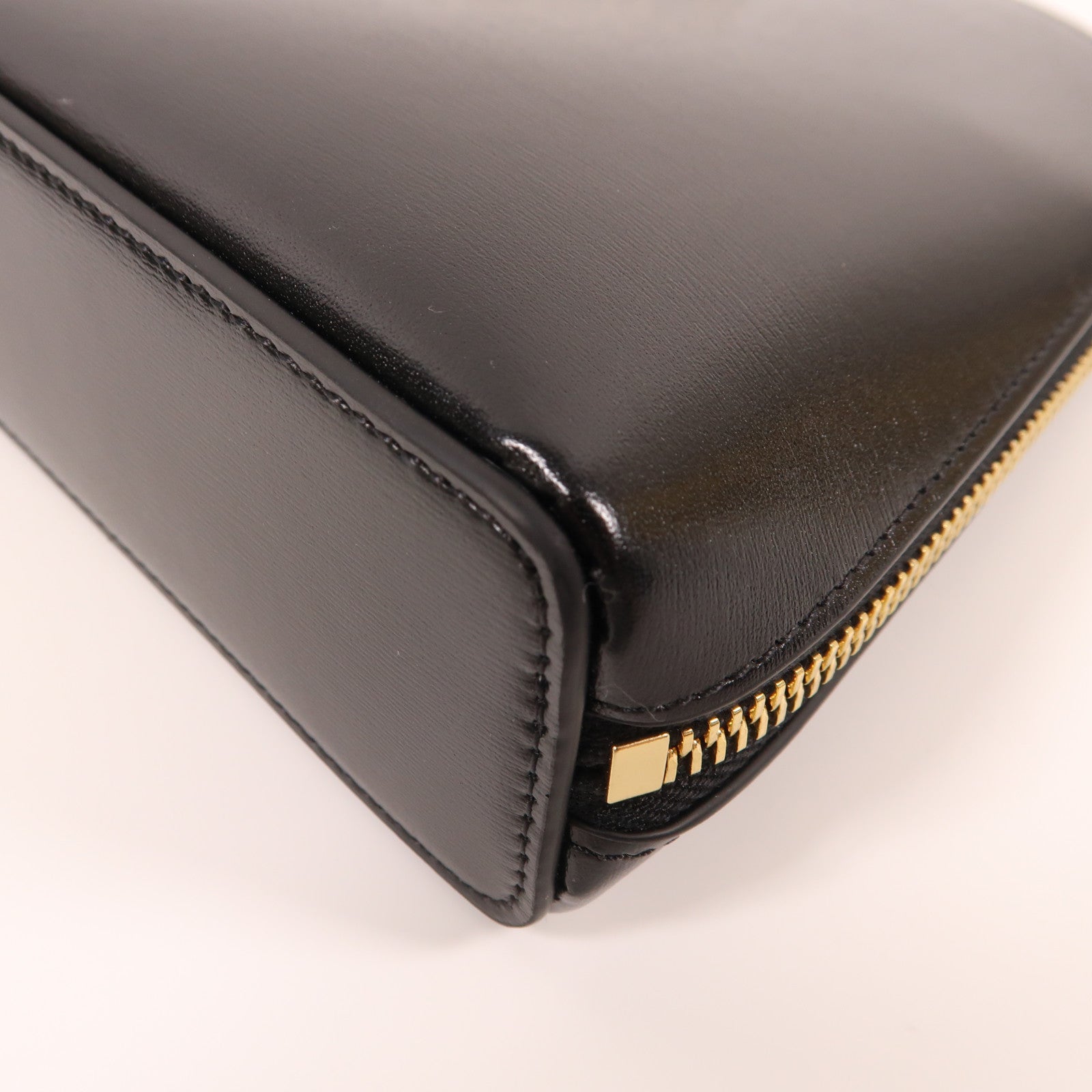 CELINE 牛皮皮革Pouch金扣手拿包