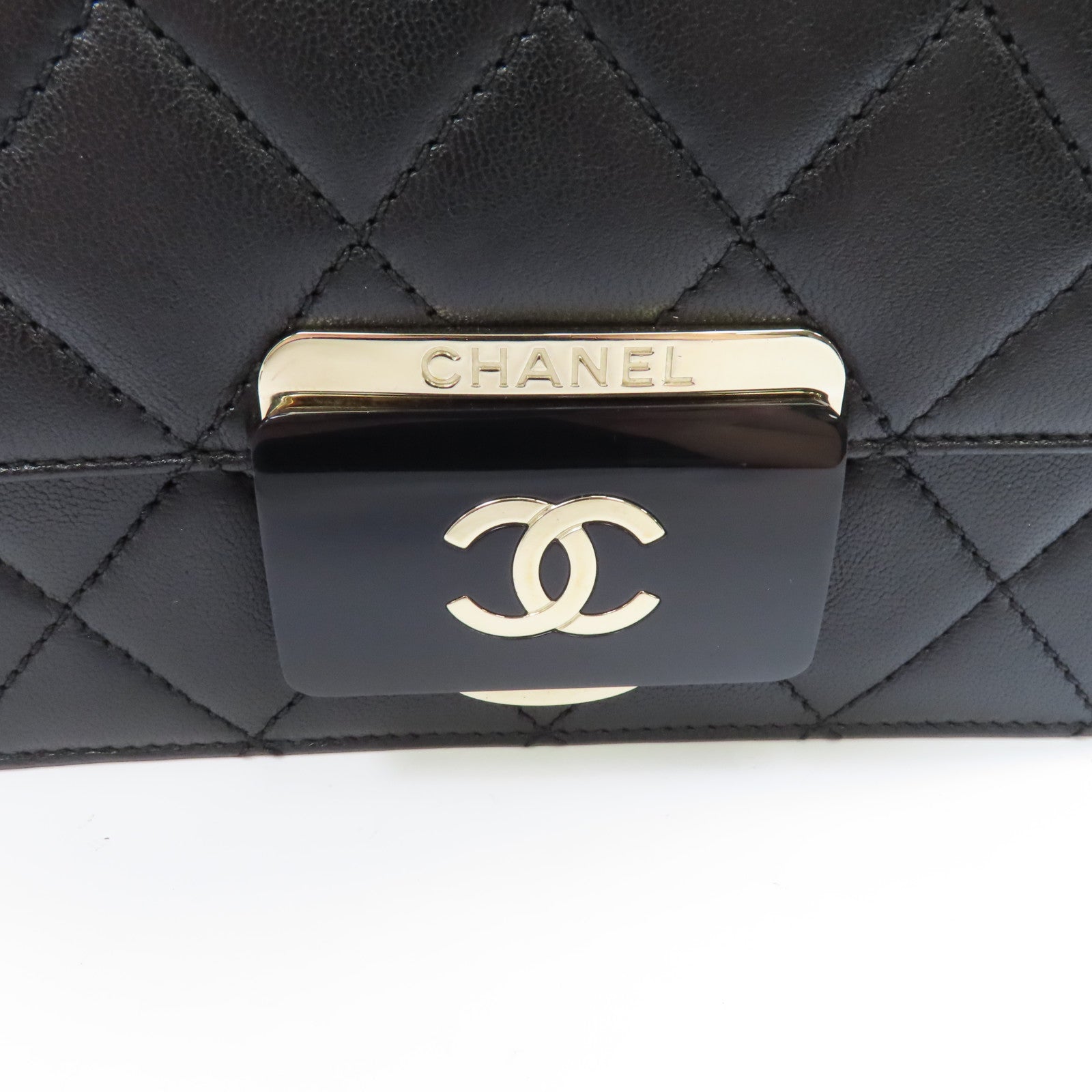 CHANEL 菱格牛皮皮革Beauty Lock Flap金扣鏈帶肩背袋黑色