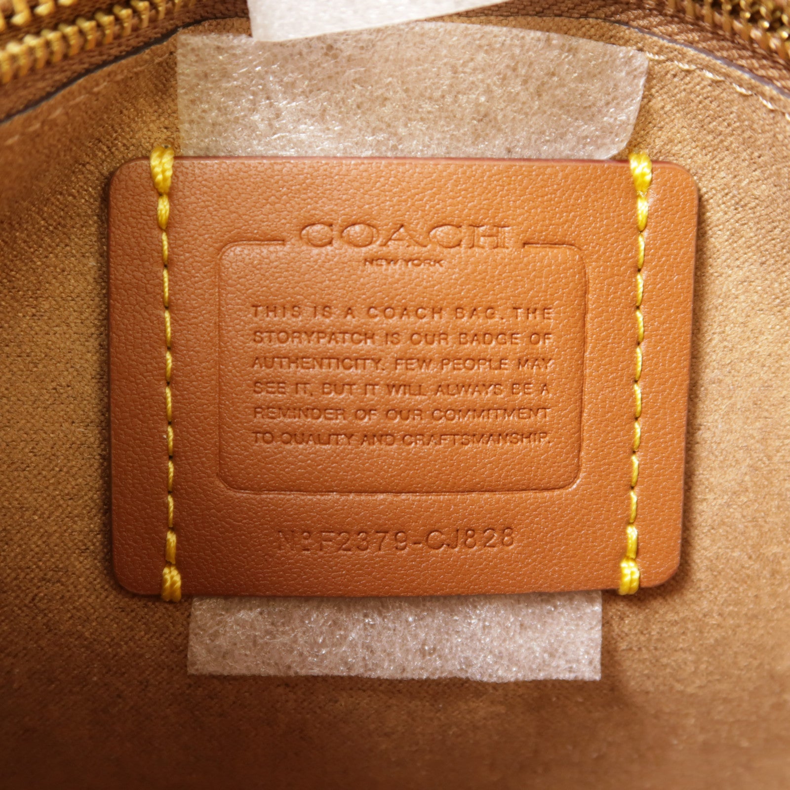 COACH 塗層帆布2 Way Shoulder金扣手挽肩背兩用袋棕色