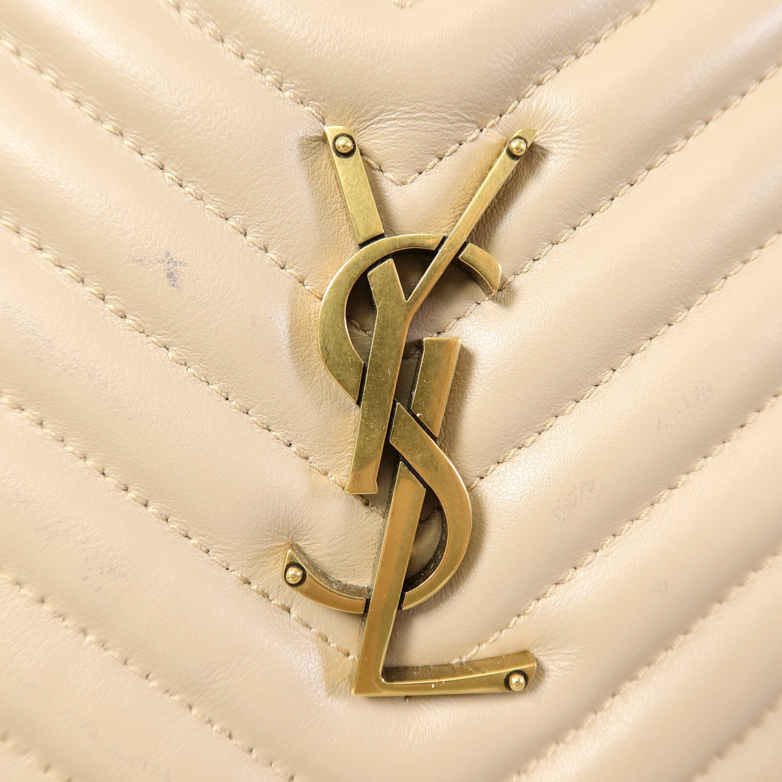 SAINT LAURENT 牛皮皮革LOU Monogram Camera Shoulder Bag金扣肩背袋