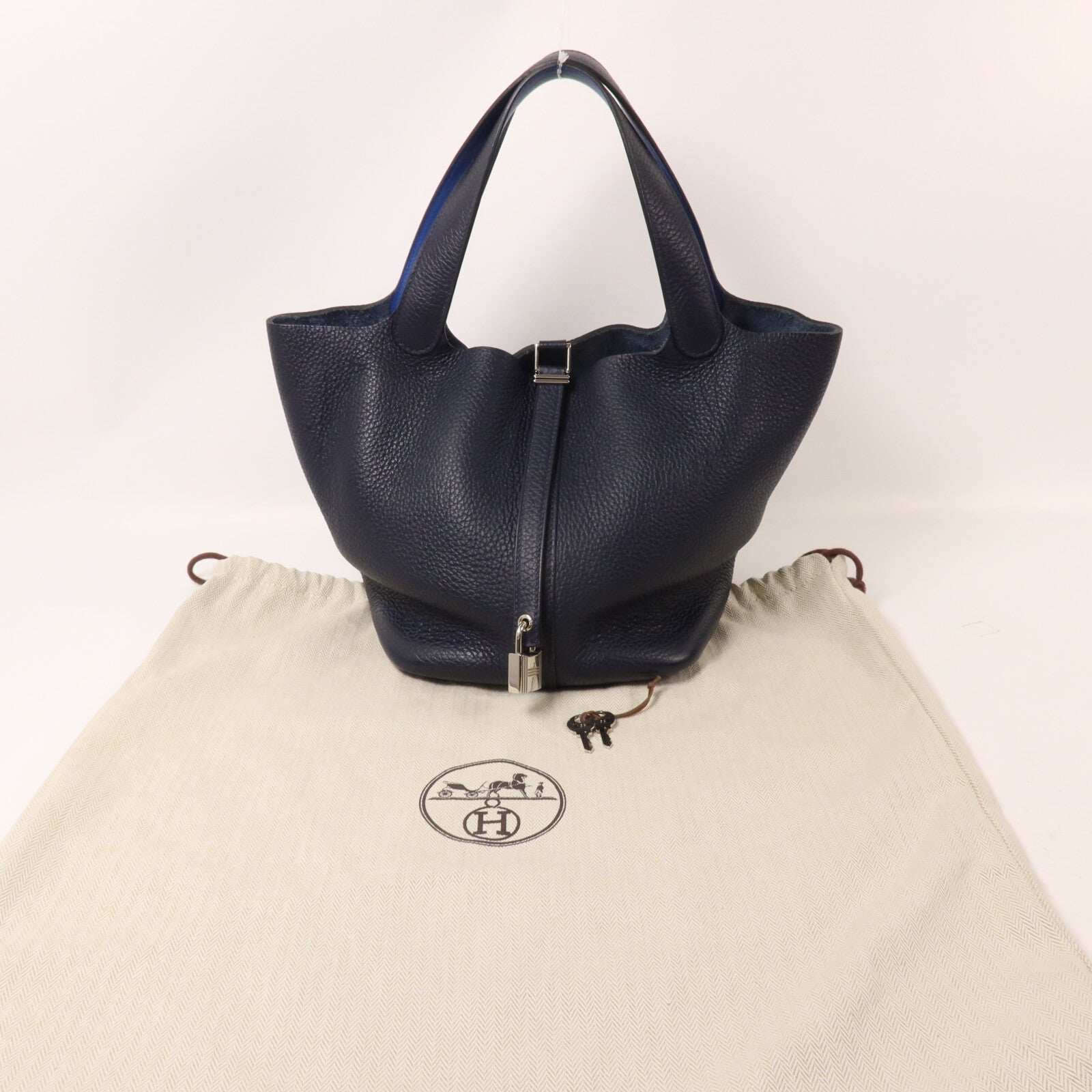 HERMES Clemence皮革Picotin MM扣手挽袋Bleu Nuit