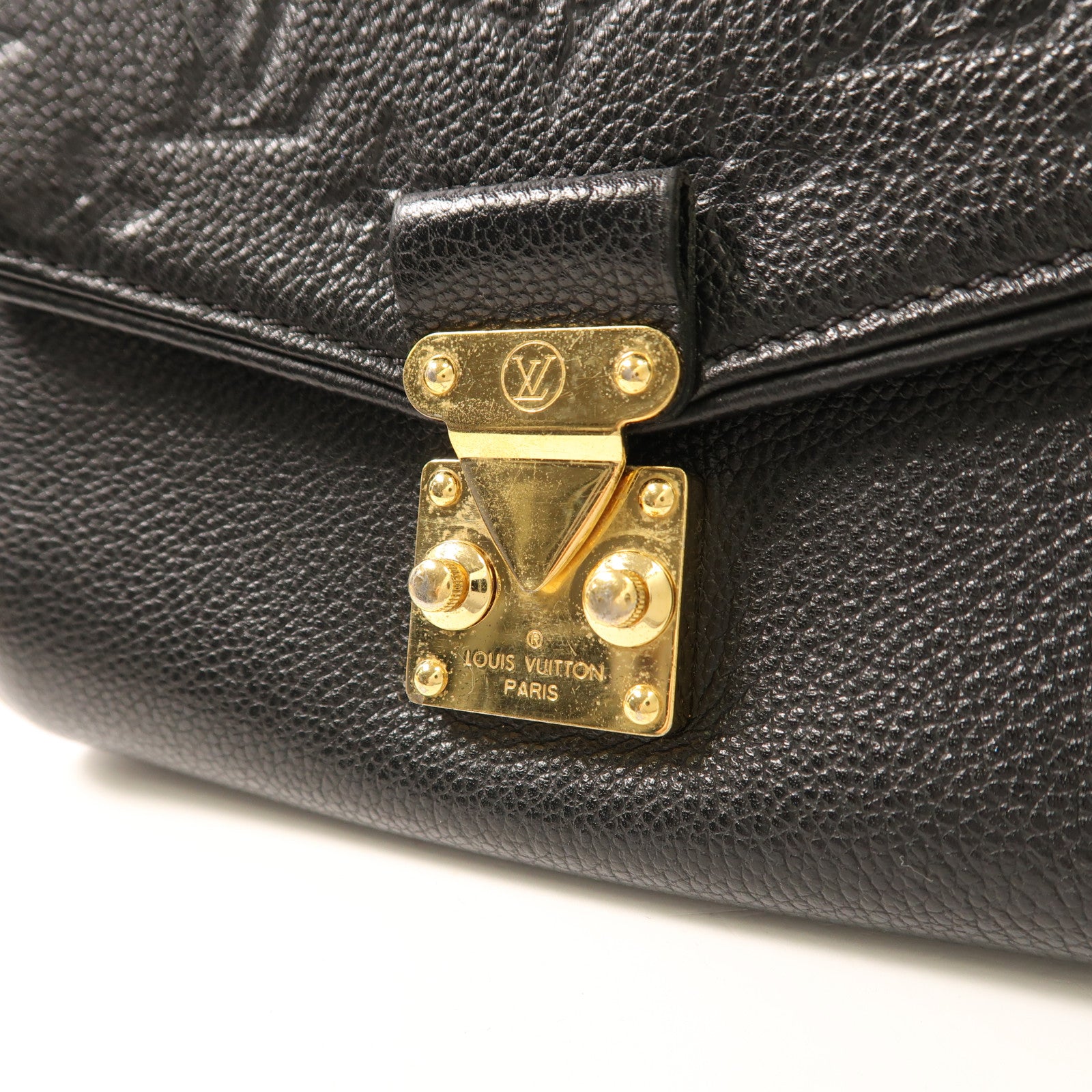 LOUIS VUITTON Monogram Empreinte Saint Germain BB金扣鏈帶肩背袋
