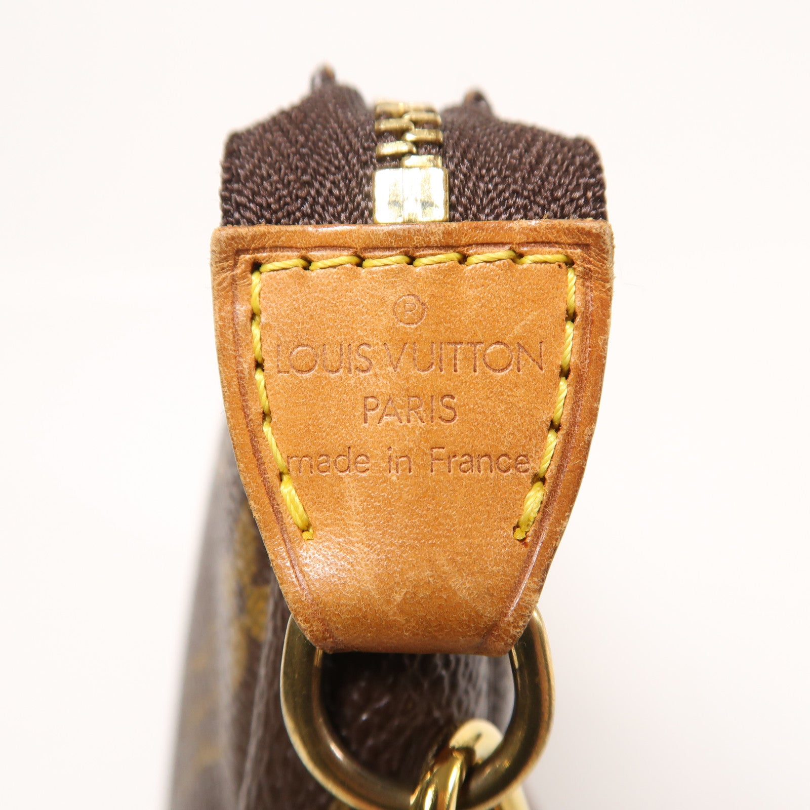 LOUIS VUITTON Monogram Pochette Accessoires金扣手拿包