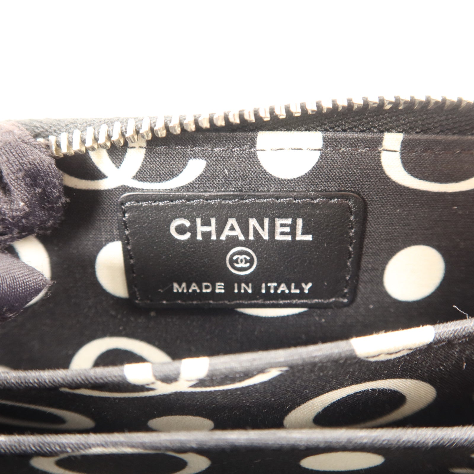 CHANEL 牛皮皮革Card Case銀扣卡片套