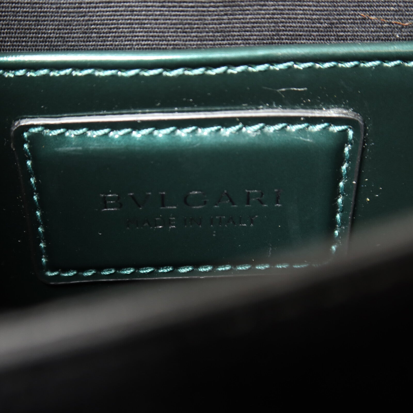 BVLGARI 漆皮皮革Serpenti Forever鏈帶手挽肩背兩用袋