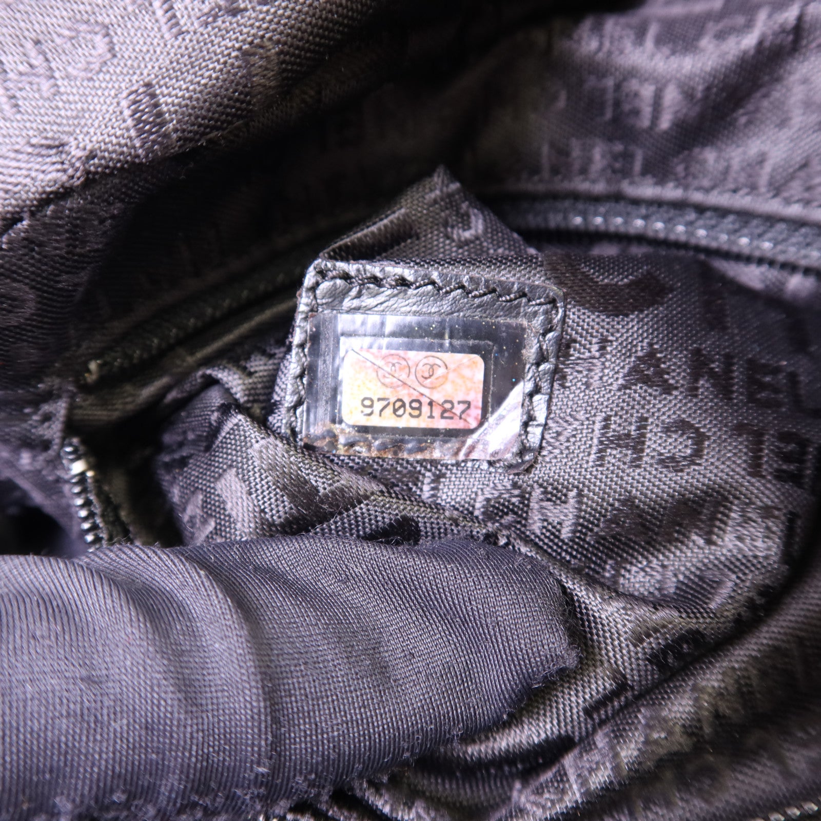 CHANEL 皮革Handbag銀扣手挽袋
