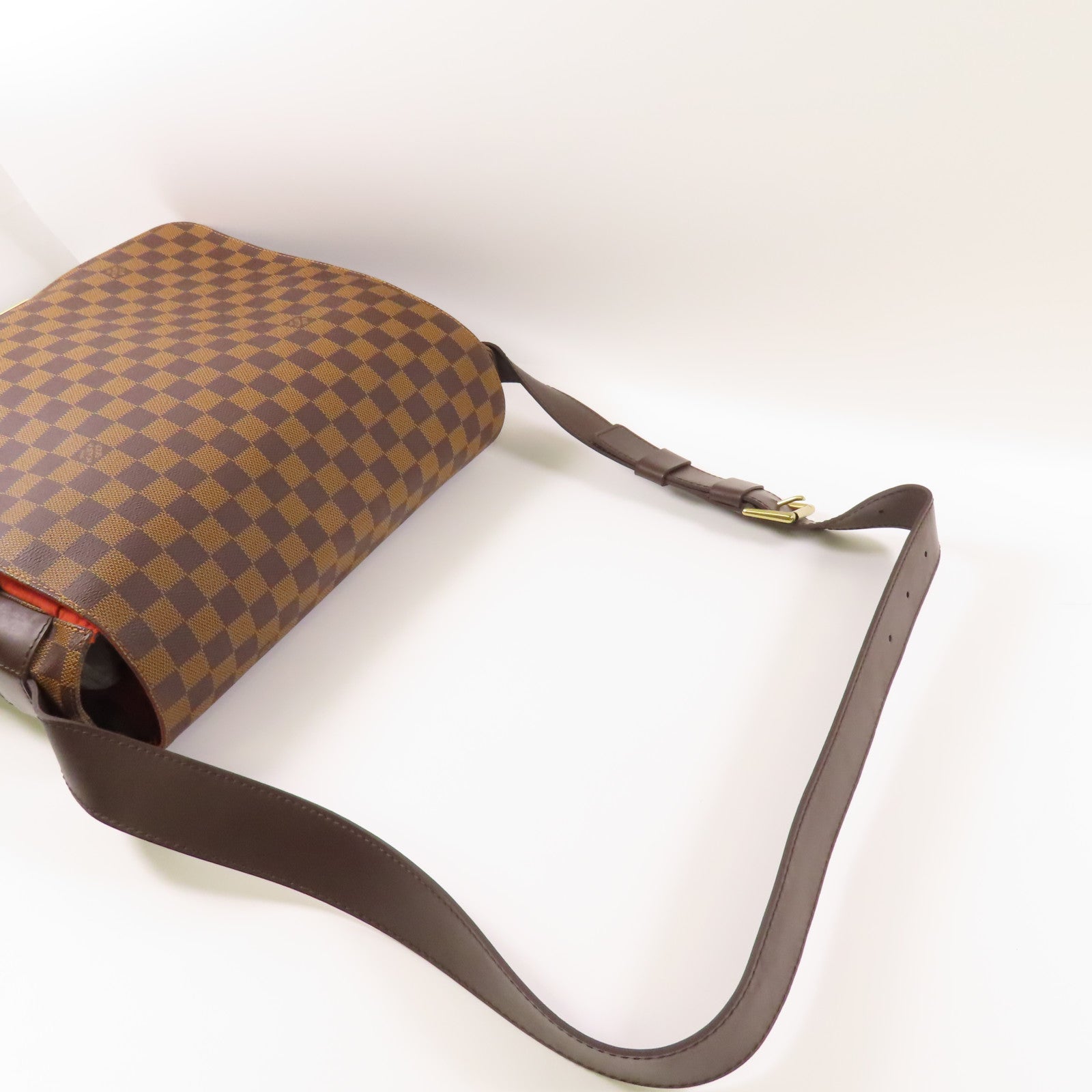 LOUIS VUITTON Damier Bastille金扣肩背袋