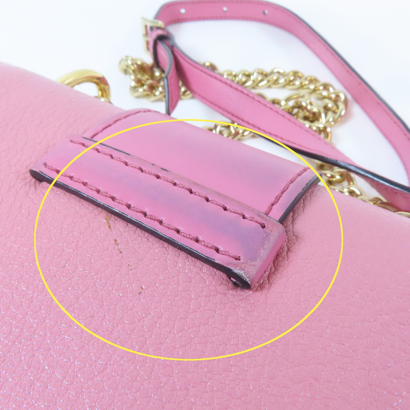 Miu Miu 山羊皮革Madras金扣鏈帶肩背袋粉紅色