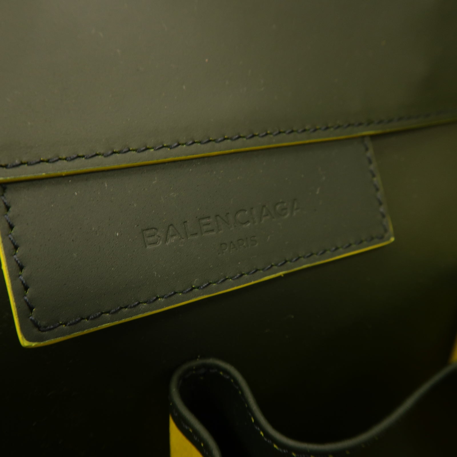BALENCIAGA 【激減優惠】牛皮皮革Papier A4銀扣手挽袋深綠色/黃色