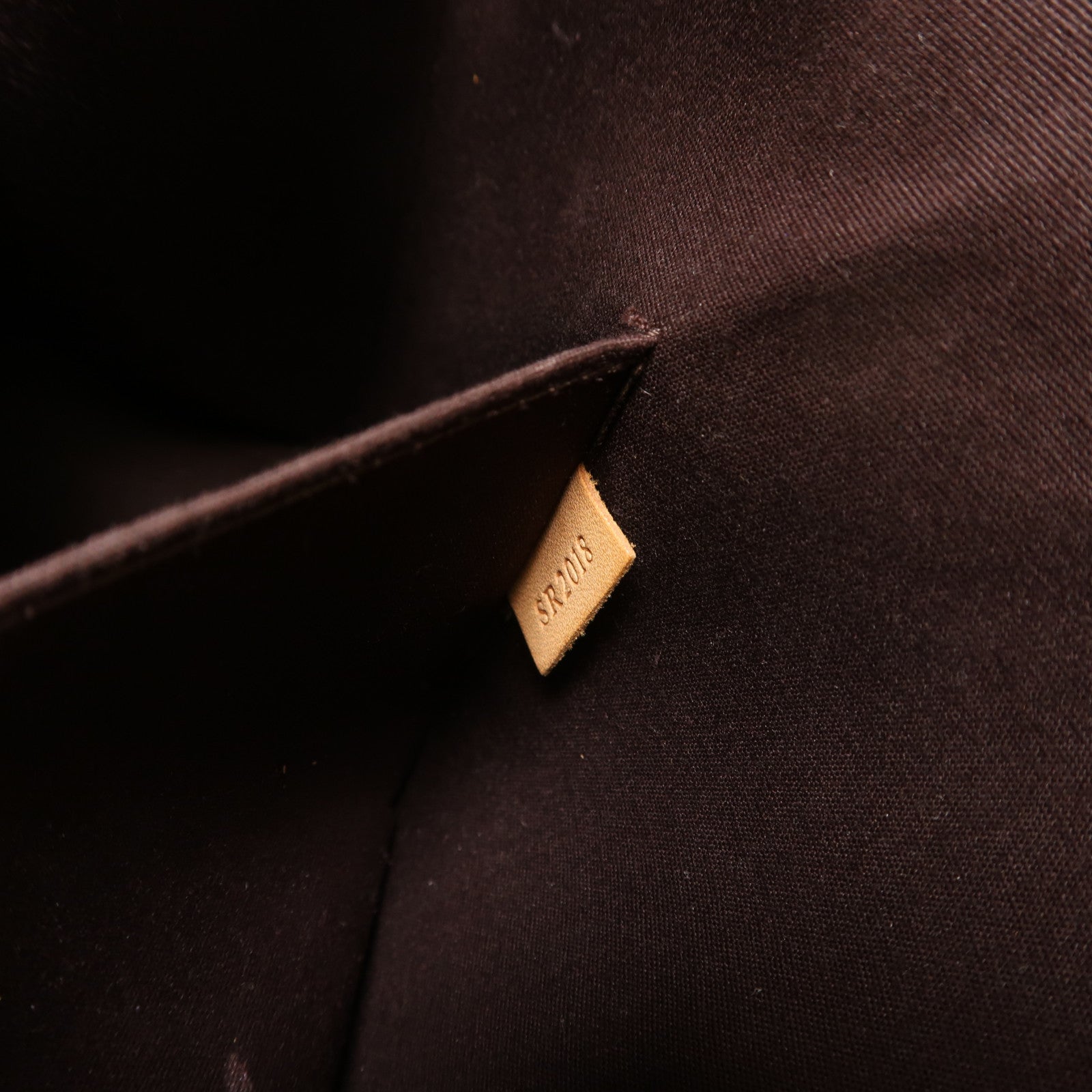 LOUIS VUITTON Monogram Vernis Roxbury Drive金扣手挽肩背兩用袋酒紅色