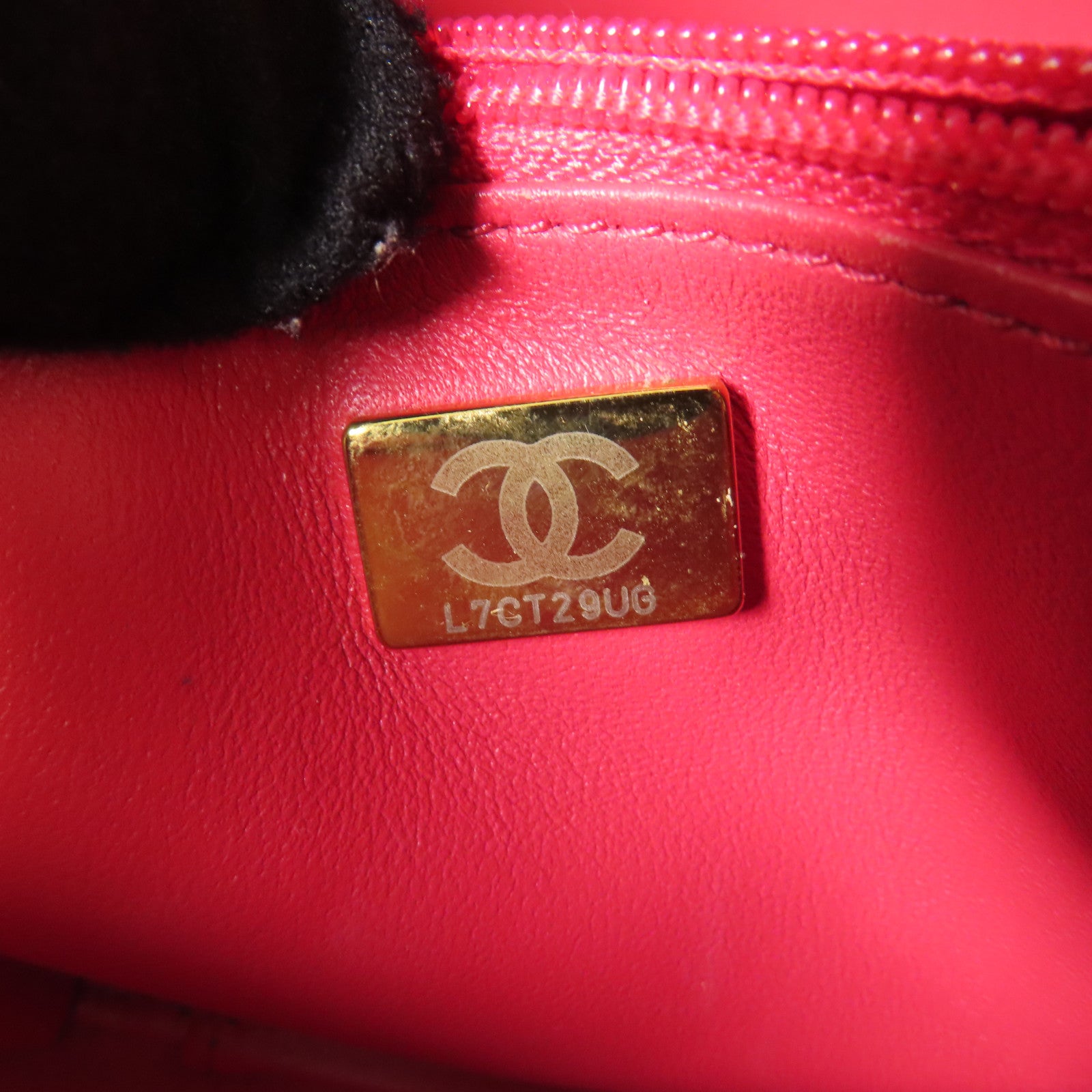 CHANEL CC GHW Small Vanity Case 2Way Shoulder Hand Bag Calfskin Leather Black