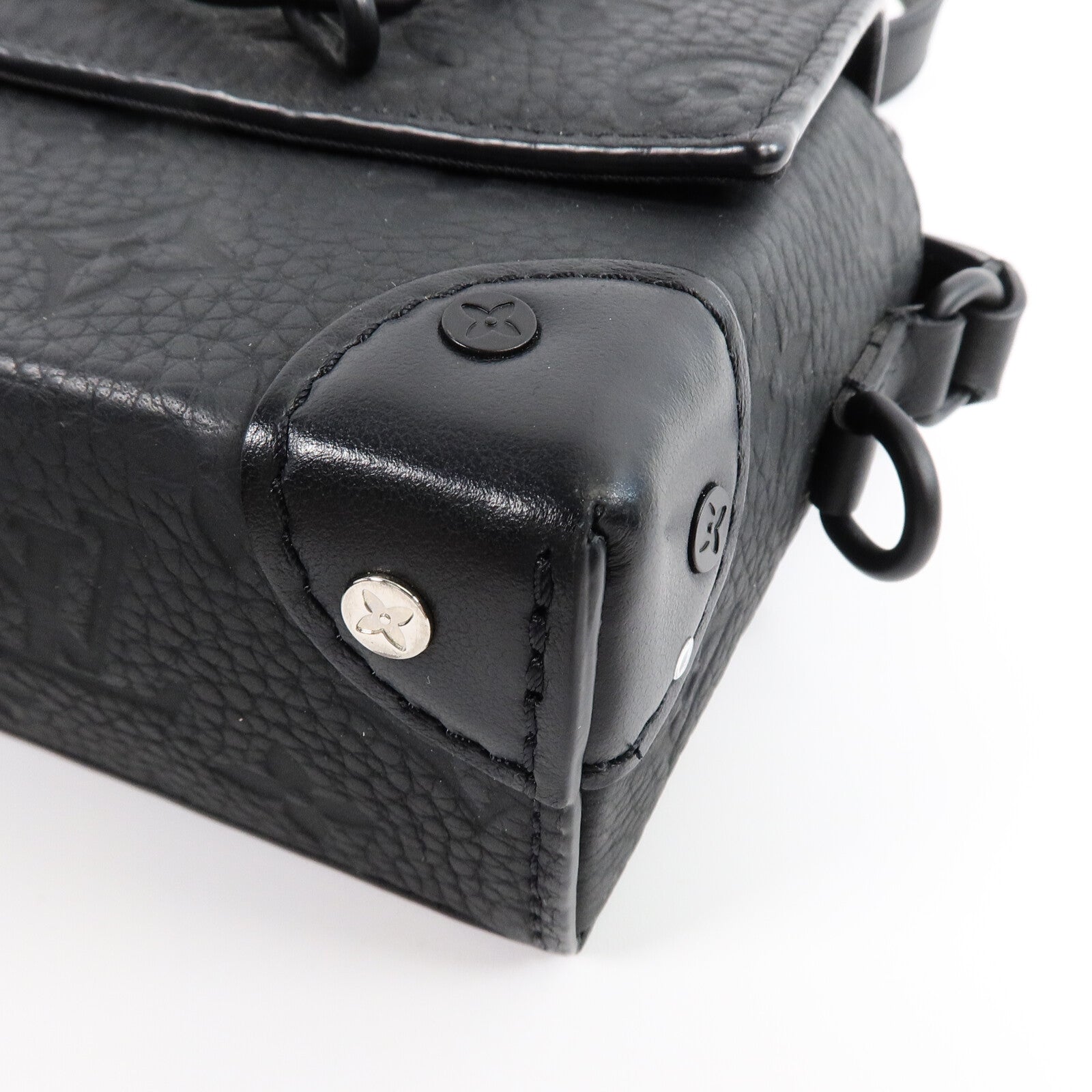 LOUIS VUITTON Monogram Taurillon Steamer Wearable Wallet肩背袋