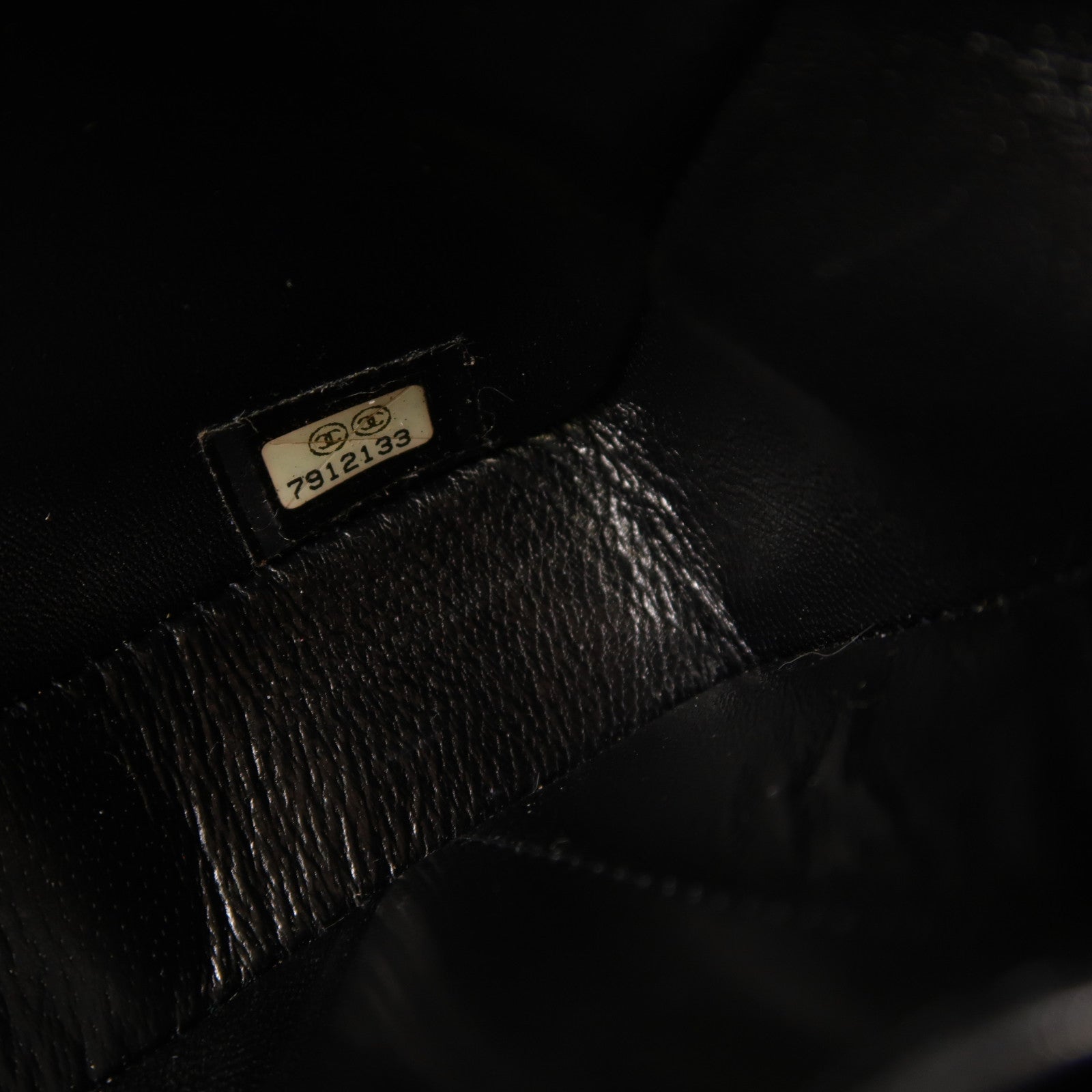 CHANEL 漆皮皮革Shoulder Bag銀扣鏈帶肩背袋