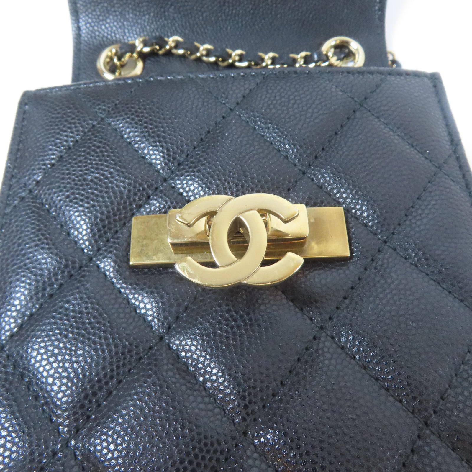 CHANEL 菱格Caviar皮革Chain Shoulder金扣鏈帶肩背袋黑色