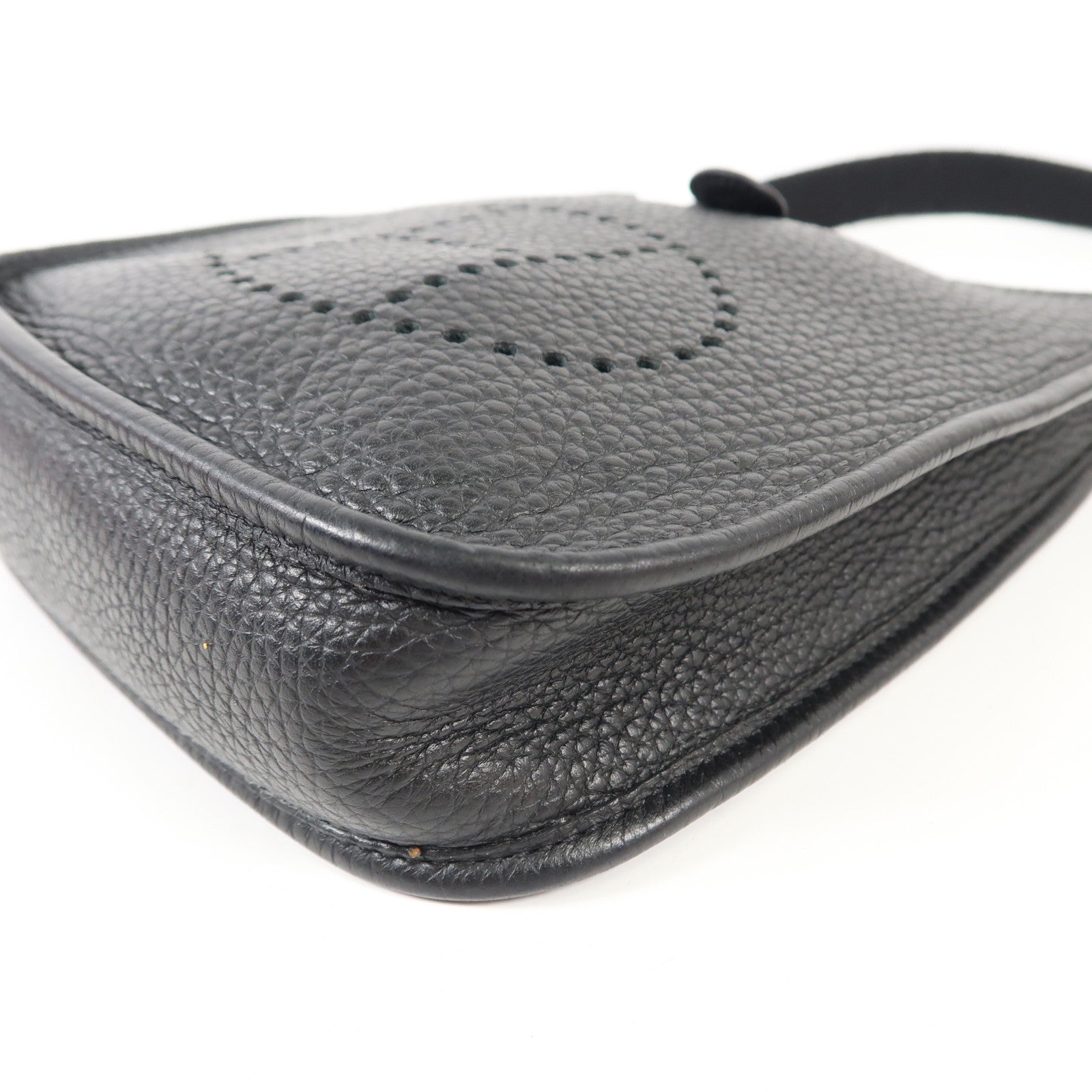 HERMES Clemence皮革Evelyne TPM金扣肩背袋89/Noir