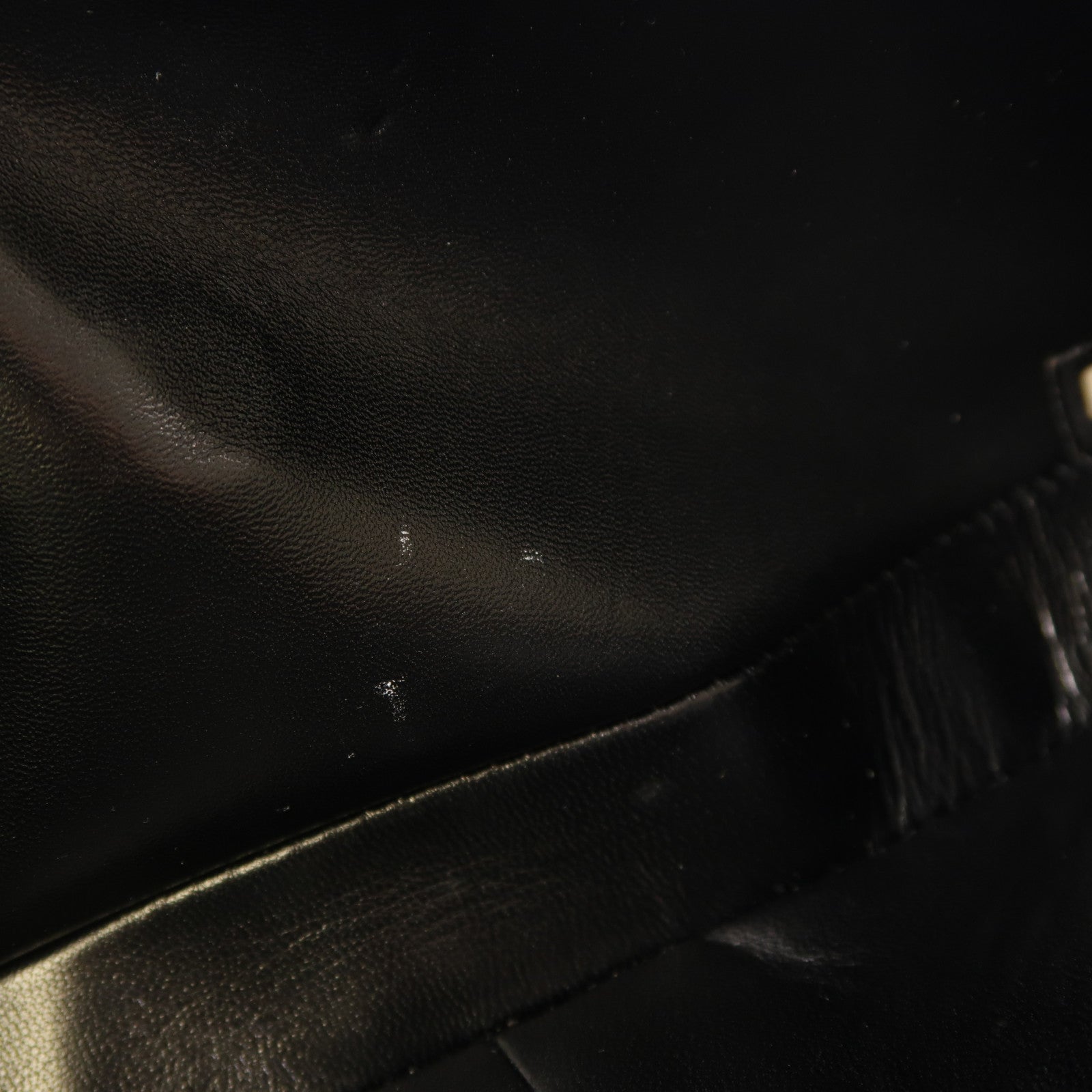 CHANEL 漆皮皮革Shoulder Bag銀扣鏈帶肩背袋