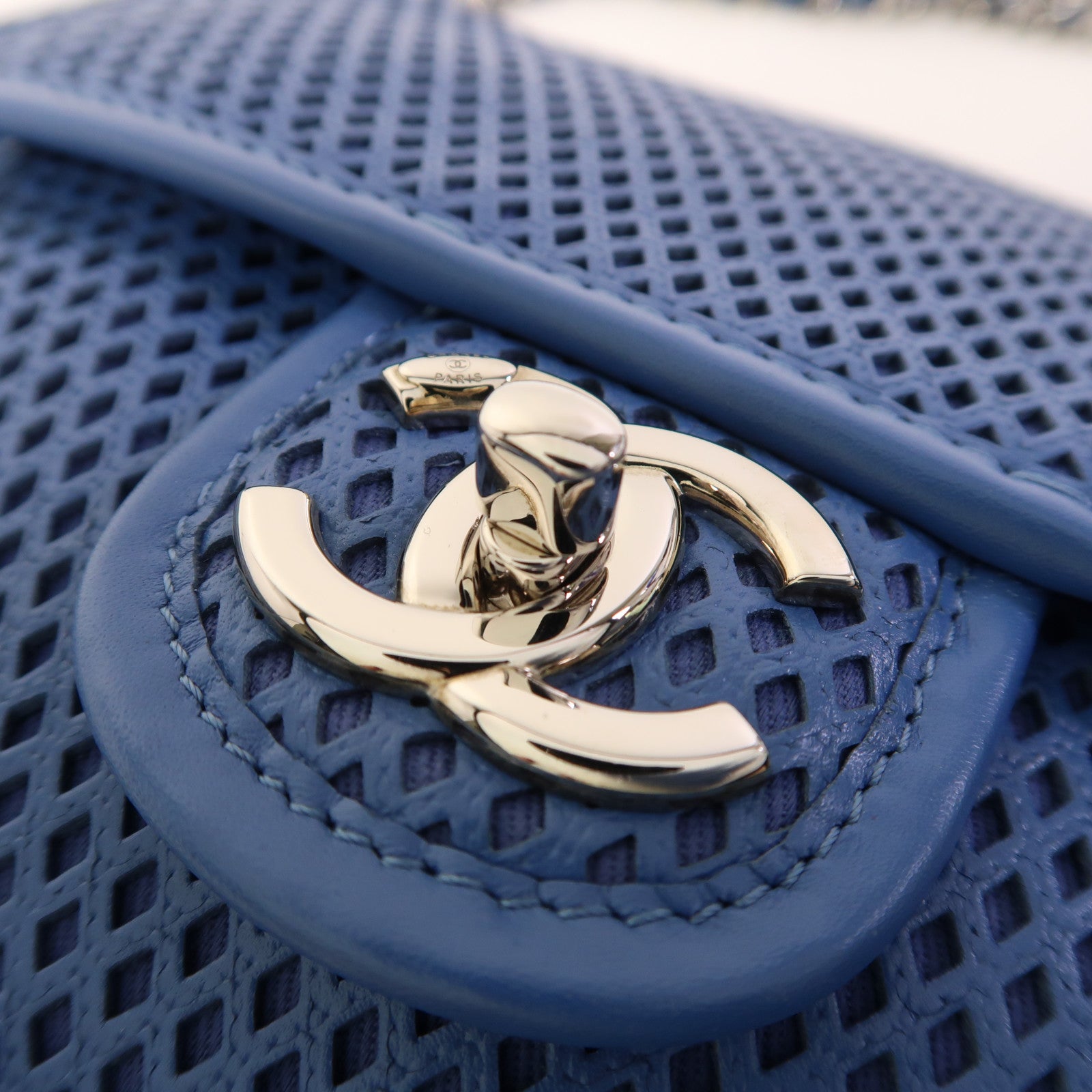 CHANEL 牛皮皮革Chain Shoulder銀扣鏈帶肩背袋