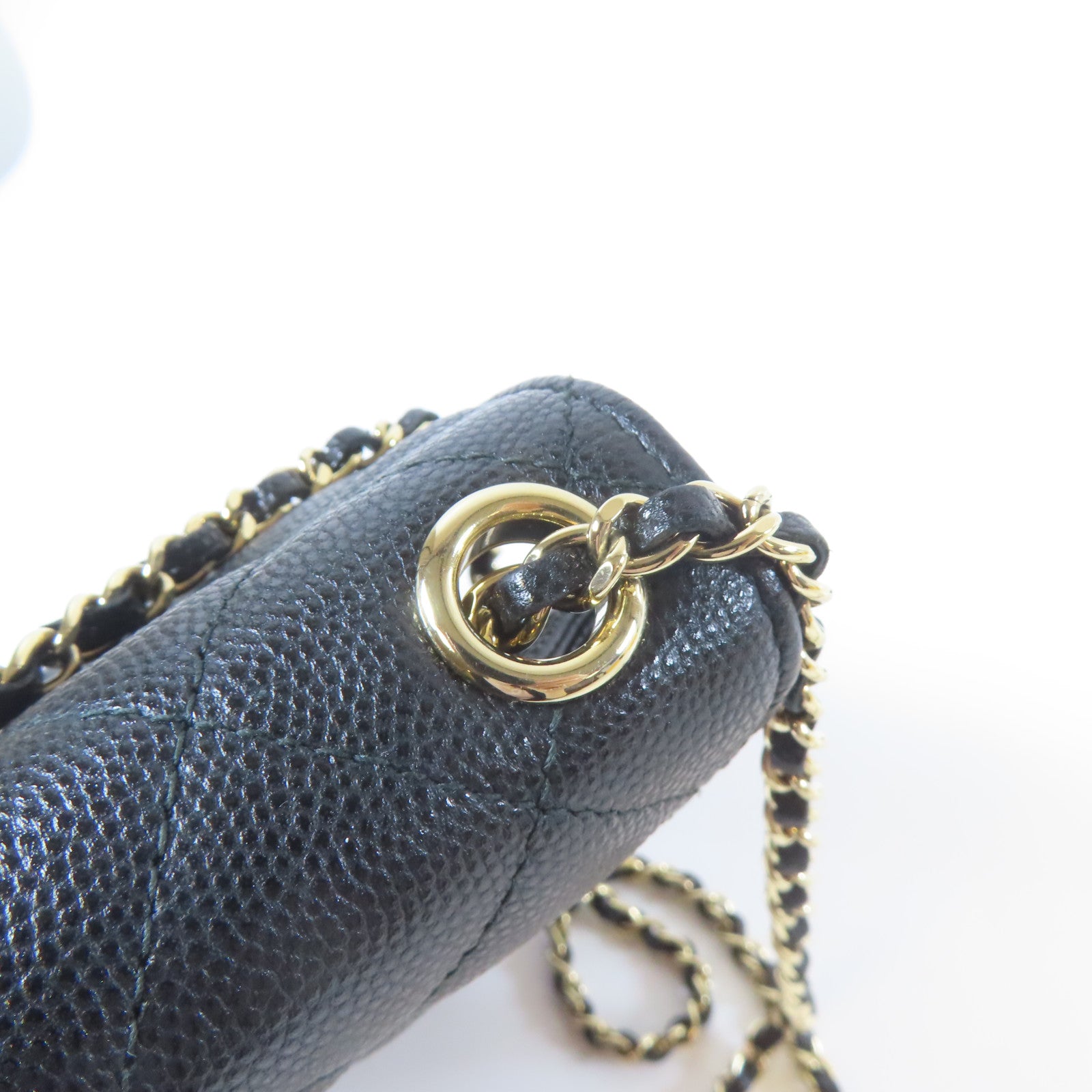CHANEL 菱格Caviar皮革Chain Shoulder金扣鏈帶肩背袋黑色