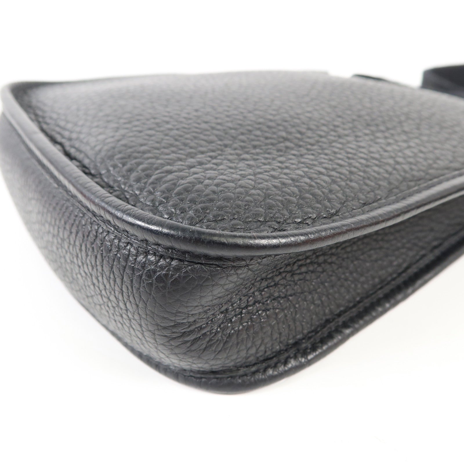 HERMES Clemence皮革Evelyne TPM金扣肩背袋89/Noir