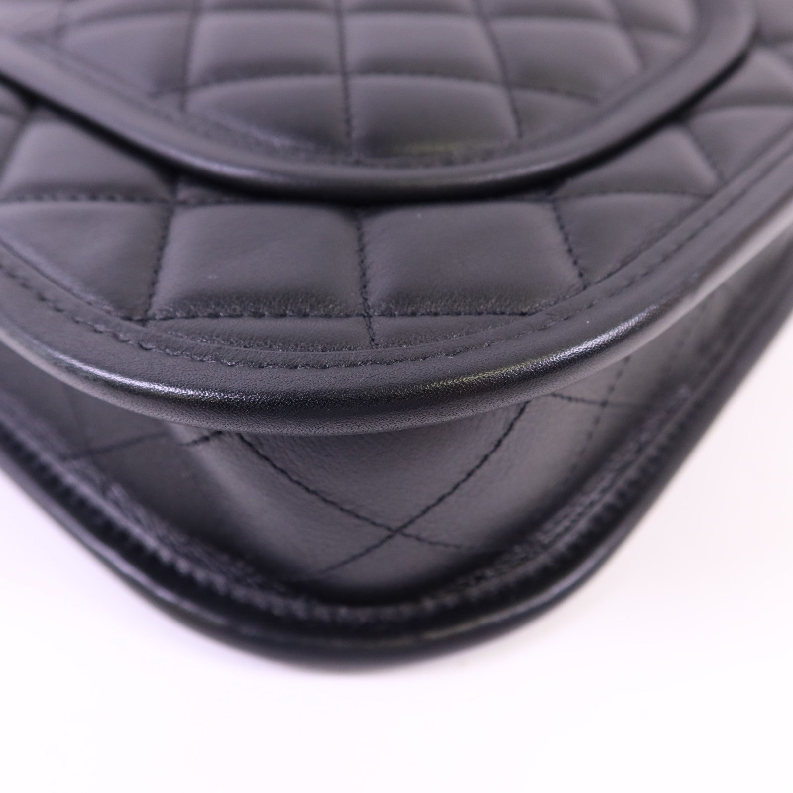 CHANEL 牛皮皮革24S Hobo金扣鏈帶肩背袋