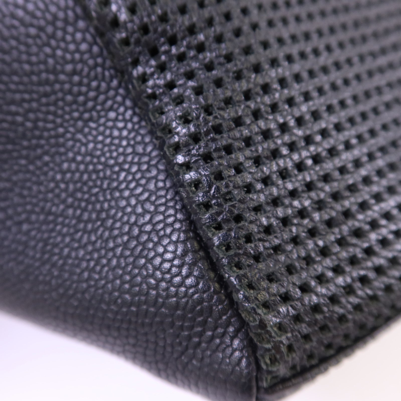 CHANEL 皮革Handbag銀扣手挽袋