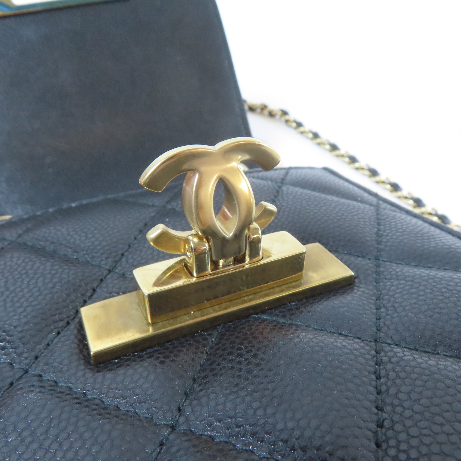 CHANEL 菱格Caviar皮革Chain Shoulder金扣鏈帶肩背袋黑色