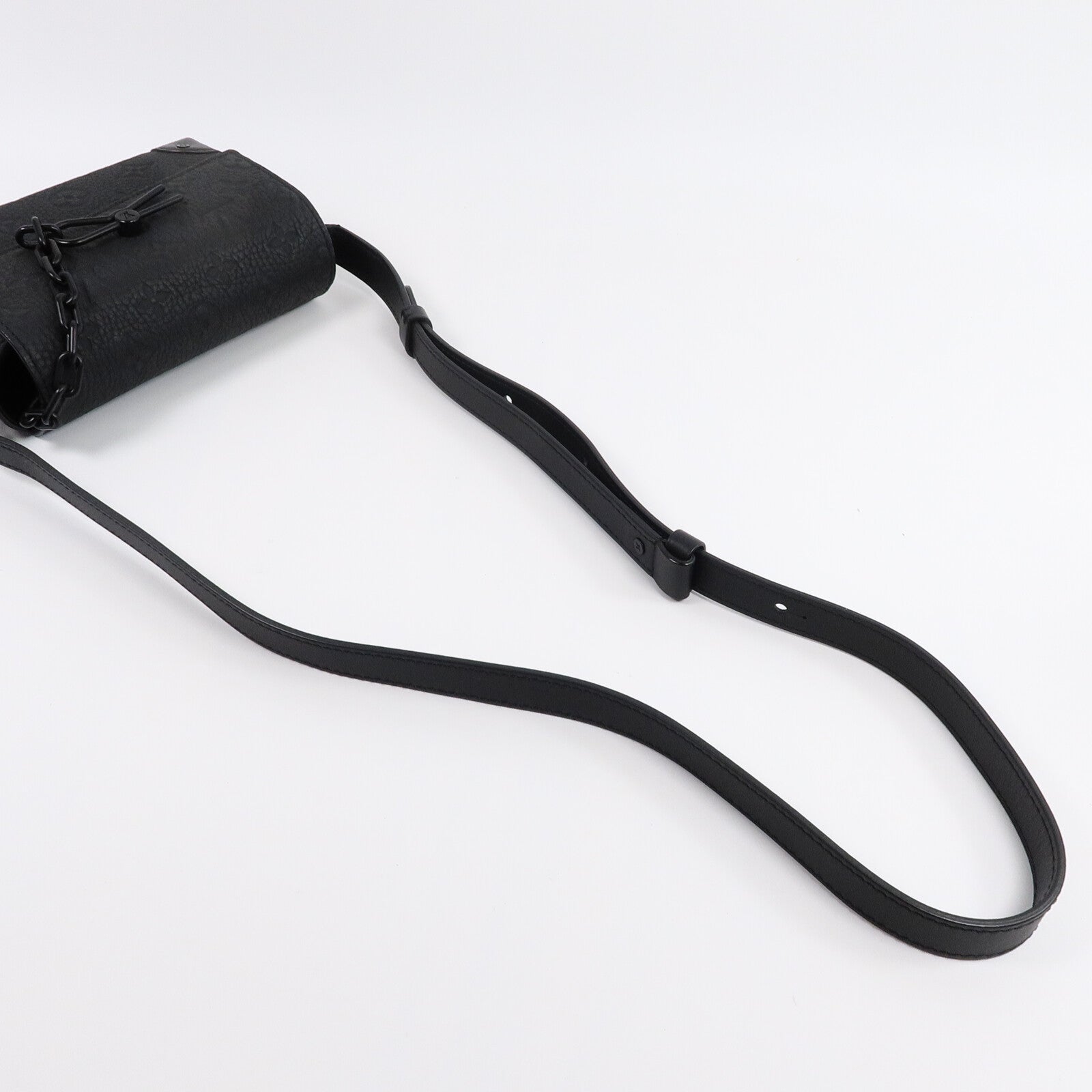 LOUIS VUITTON Monogram Taurillon Steamer Wearable Wallet肩背袋