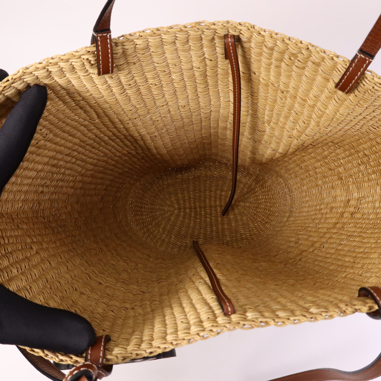 LOEWE 藤料Shell Basket Bag肩背袋