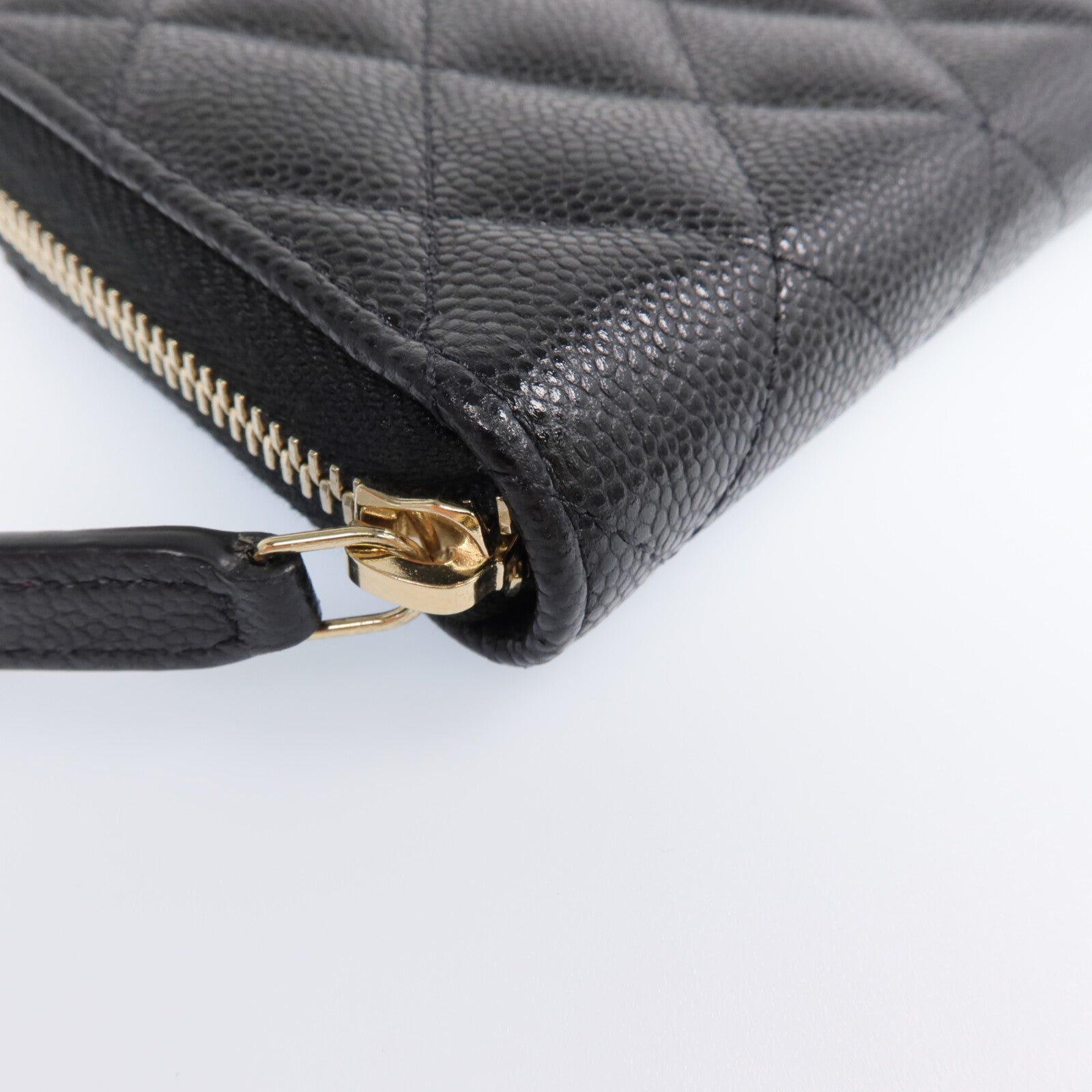 CHANEL 牛皮皮革Wallet金扣錢包