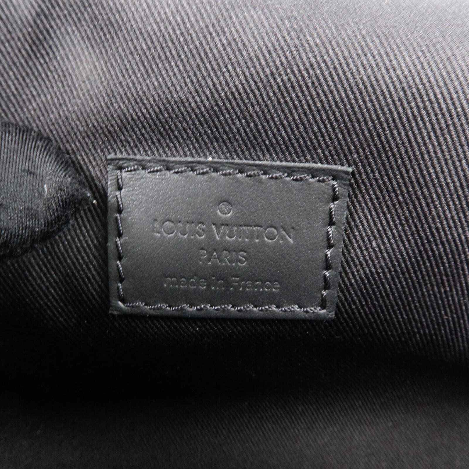 LOUIS VUITTON Monogram Taurillon Steamer Wearable Wallet肩背袋