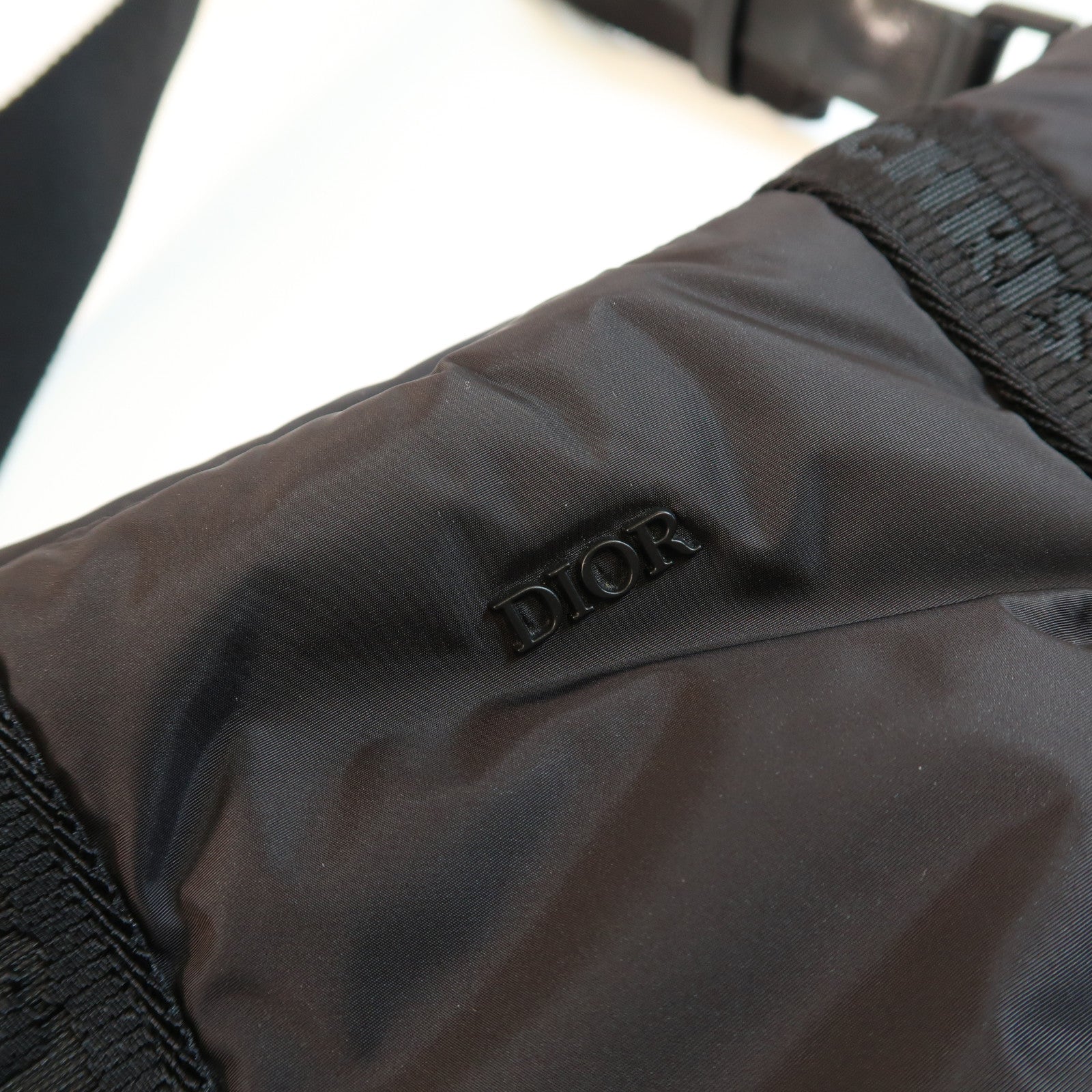 Dior 尼龍HOMME Nylon Saddle Messenger黑扣肩背袋