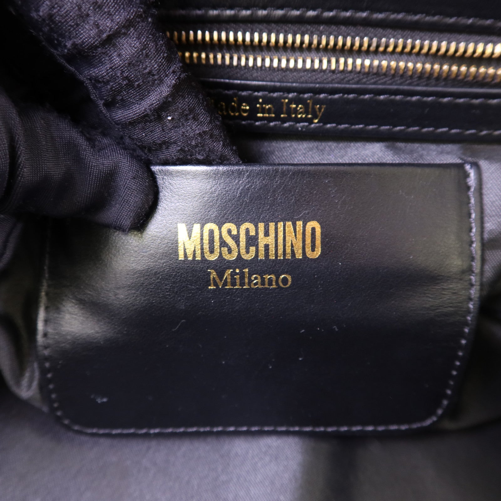 MOSCHINO 皮革Shoulder Bag金扣肩背袋