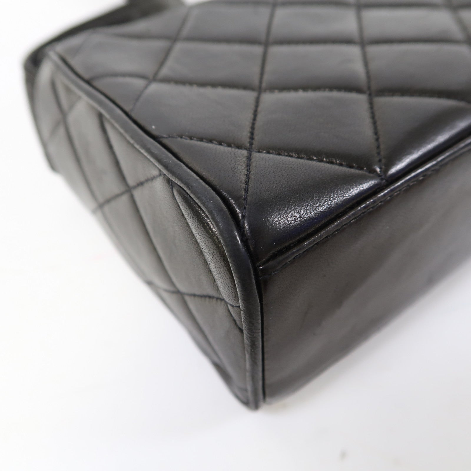 CHANEL 菱格羊皮皮革Shoulder Bag金扣肩背袋黑色