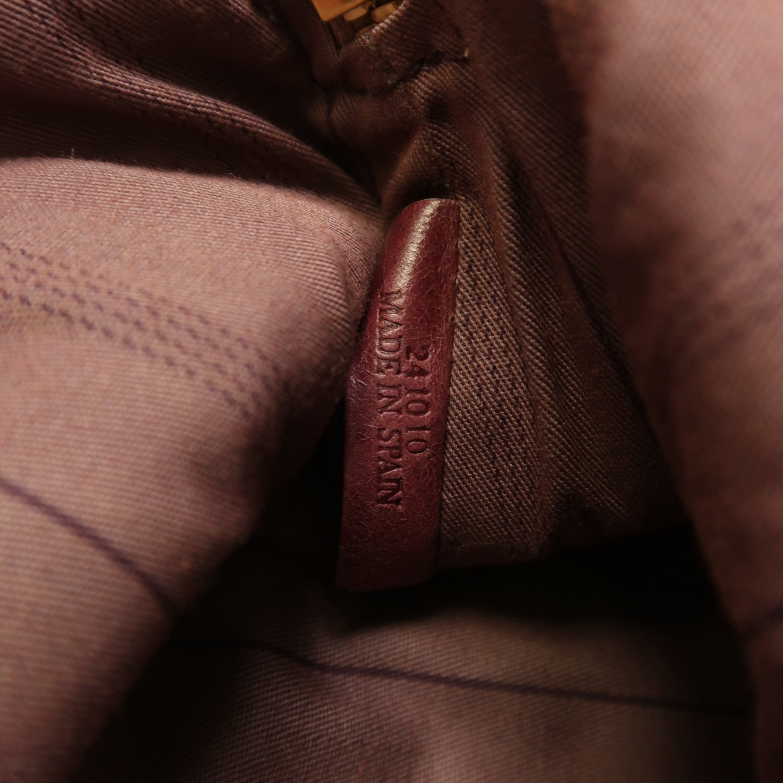 LOEWE 【激減優惠】牛皮皮革Shoulder Tote金扣手挽袋啡色