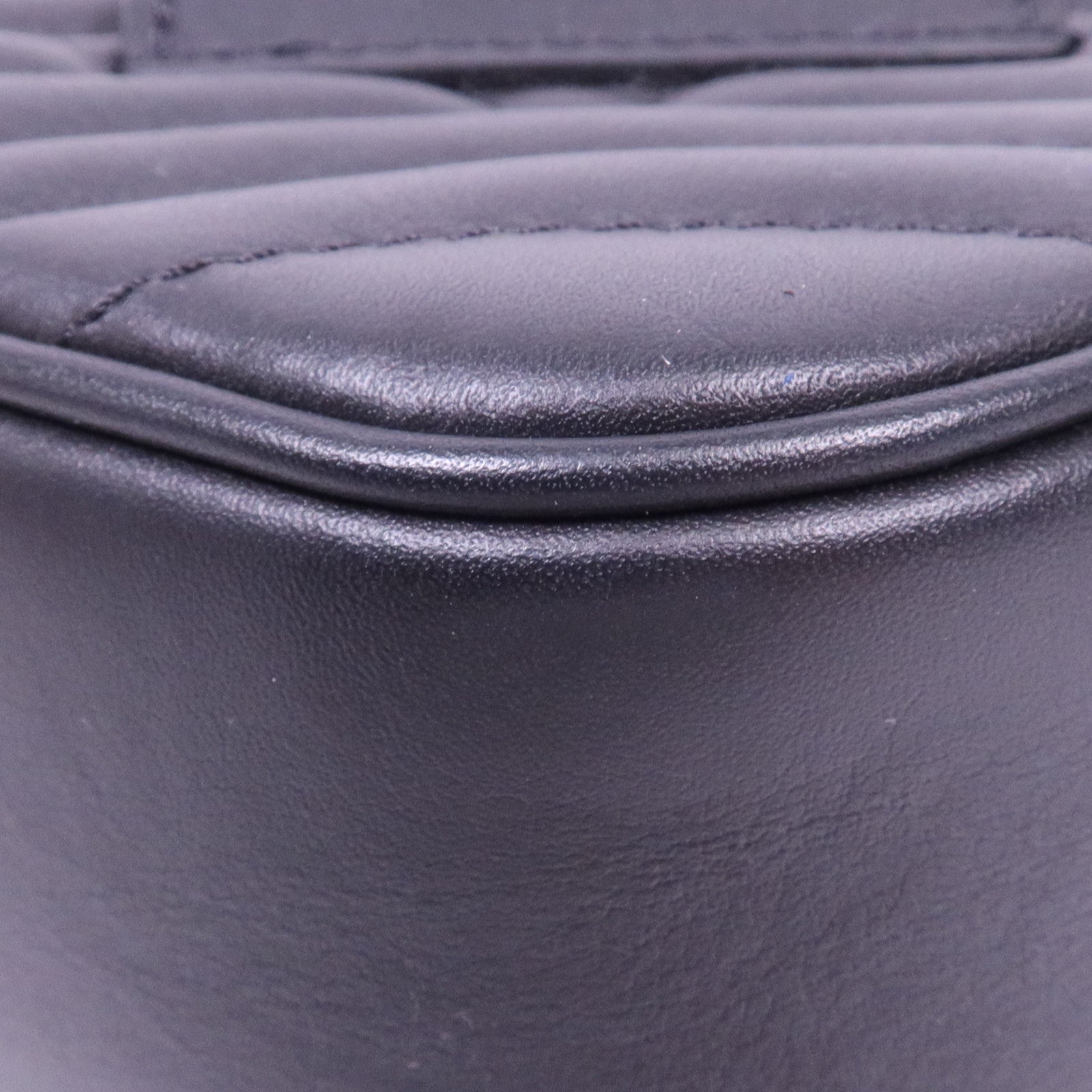 LOUIS VUITTON 牛皮皮革New Wave Heart Bag金扣肩背袋