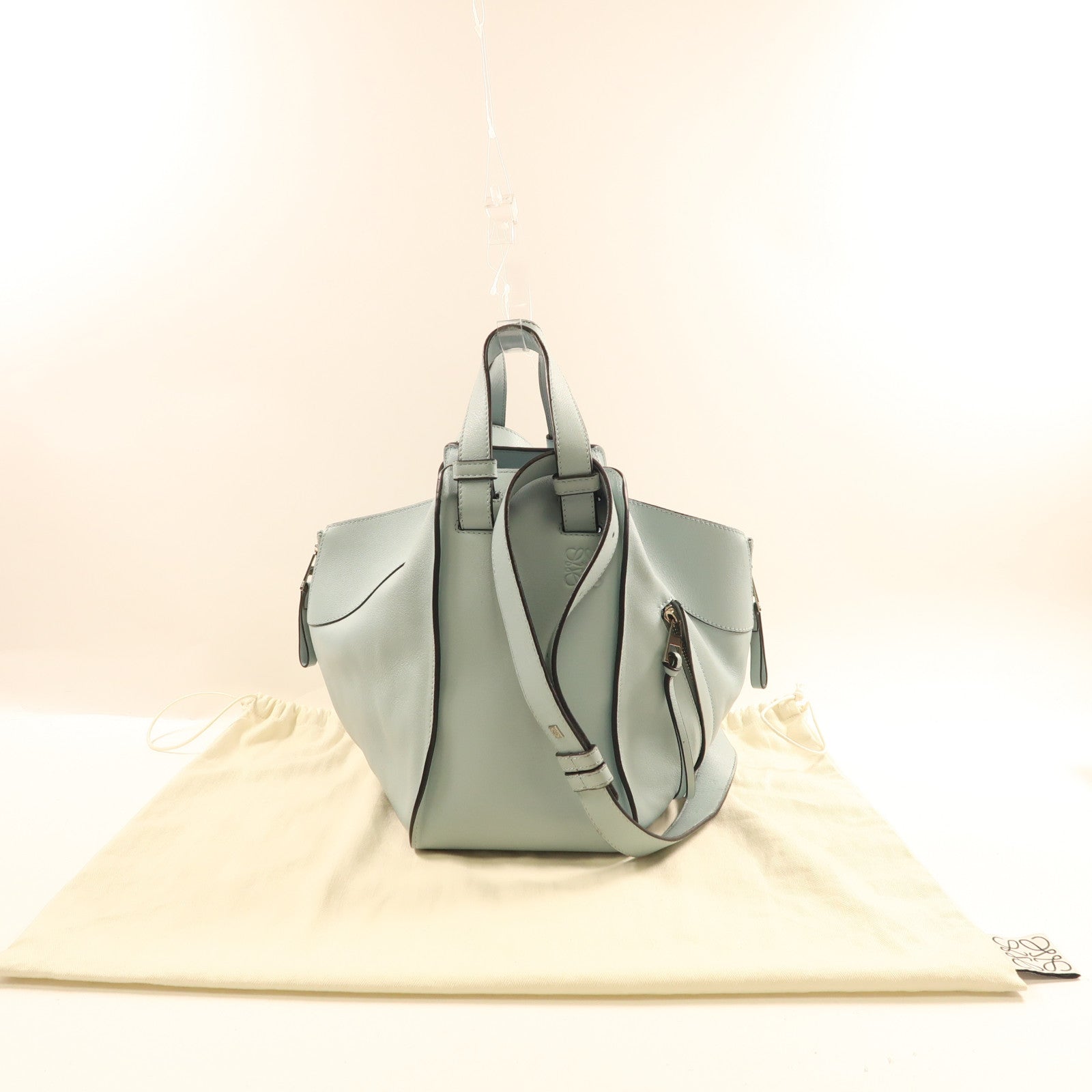 LOEWE 牛皮皮革Hammock Bag銀扣手挽肩背兩用袋