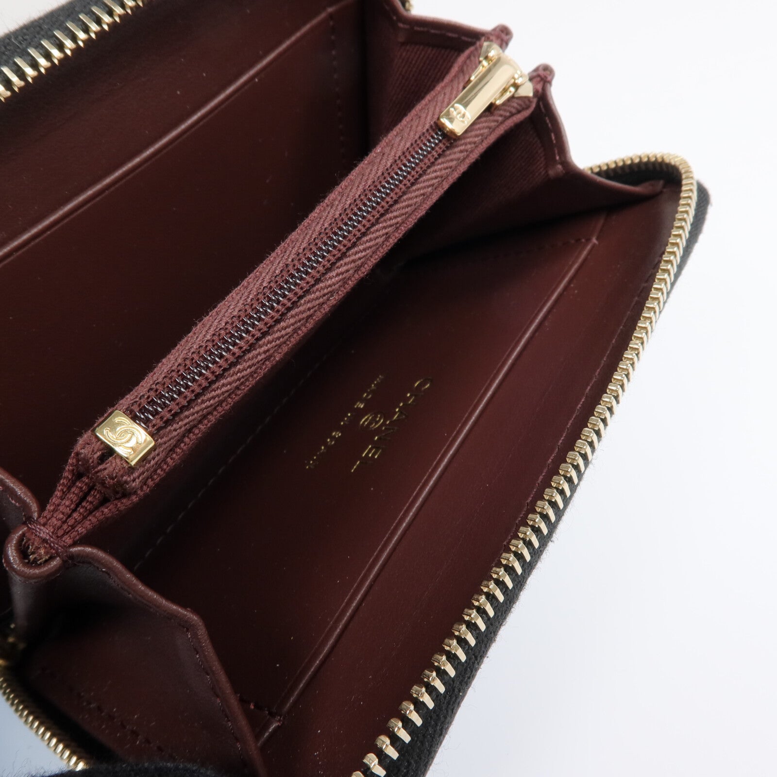 CHANEL 牛皮皮革Wallet金扣錢包