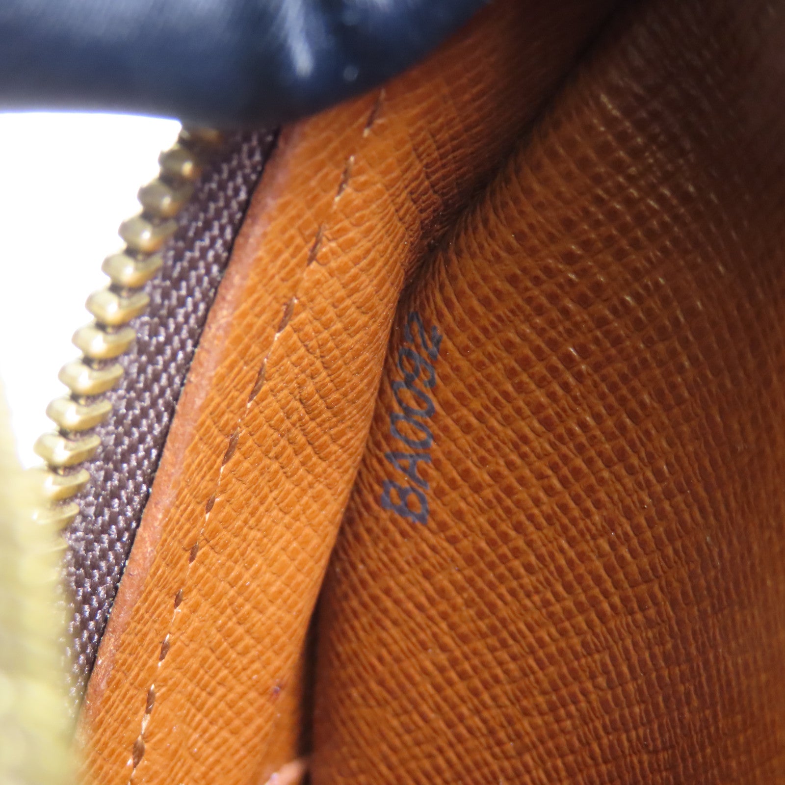 LOUIS VUITTON Monogram Blois金扣肩背袋