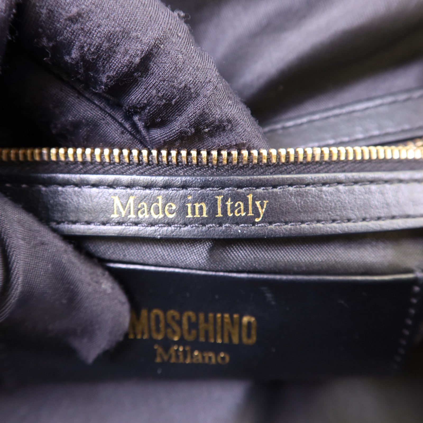 MOSCHINO 皮革Shoulder Bag金扣肩背袋