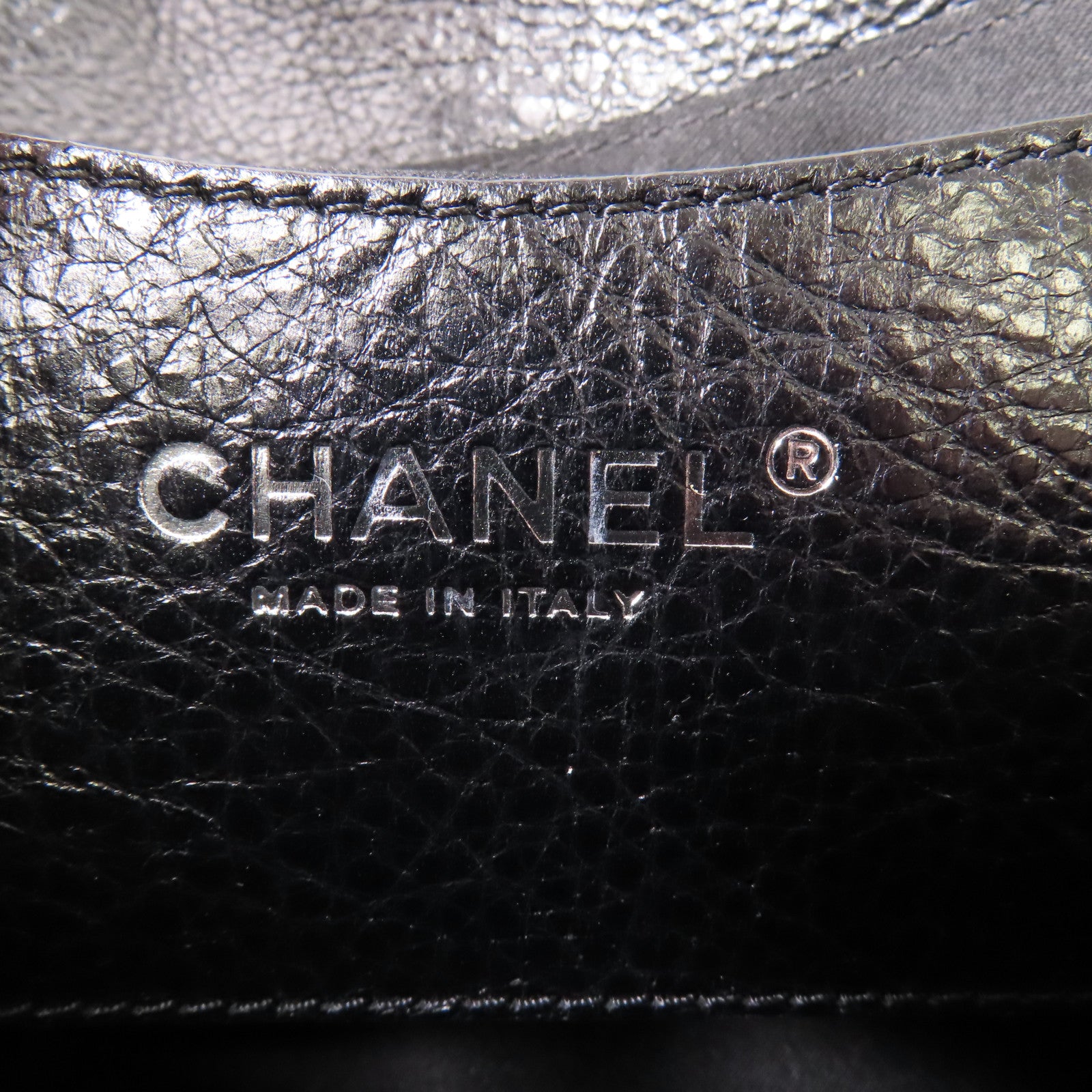 CHANEL 牛皮皮革Shoulder Bag銀扣肩背袋黑色