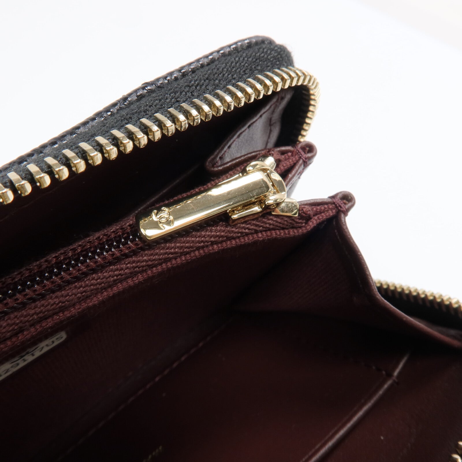 CHANEL 牛皮皮革Wallet金扣錢包