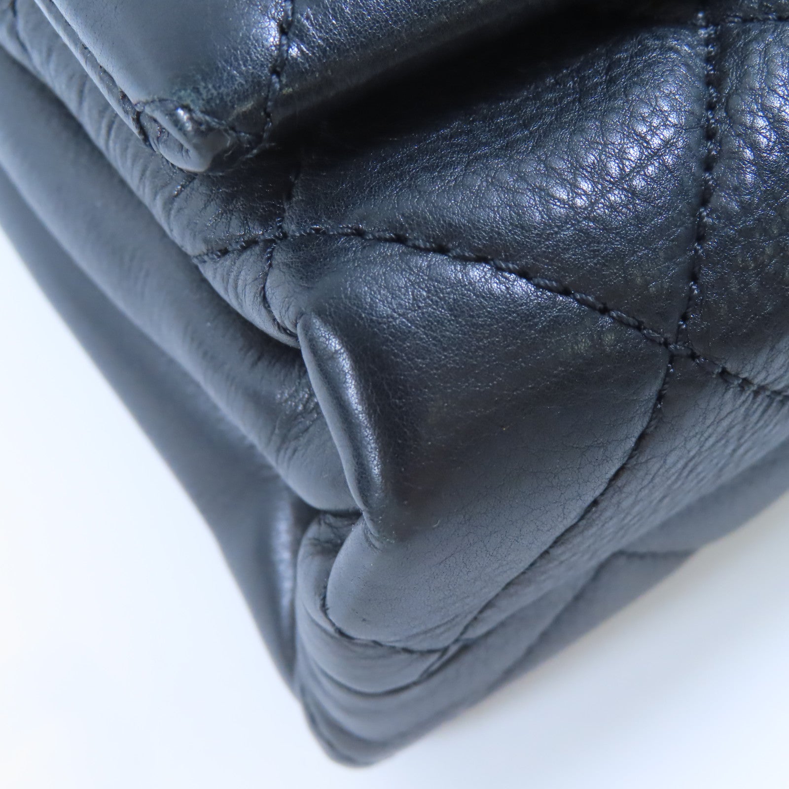 CHANEL 【激減優惠】羊皮皮革Chain Shoulder金扣肩背袋黑色