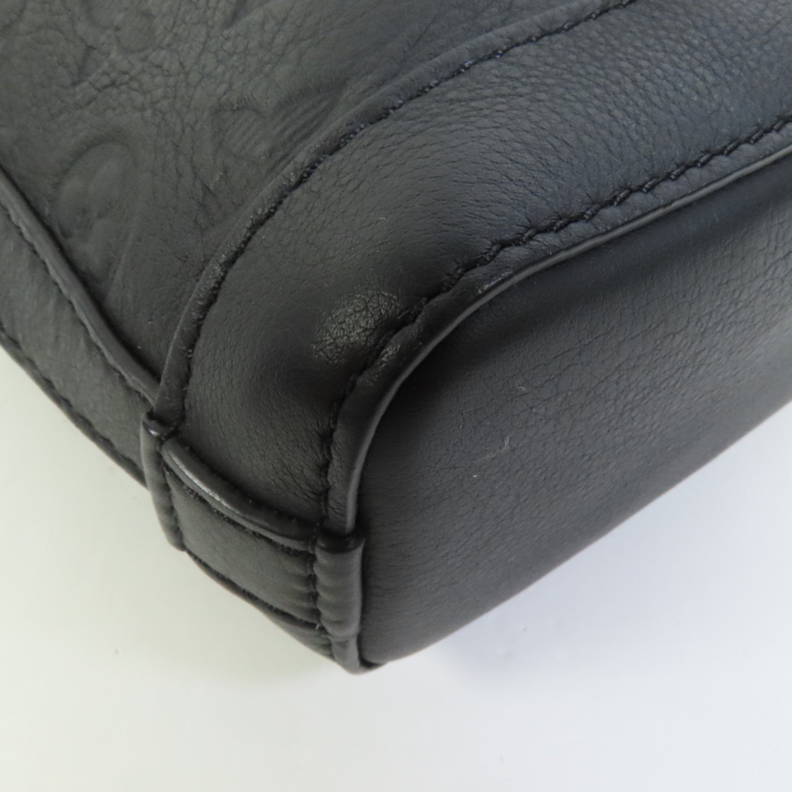 LOUIS VUITTON Monogram Shadow Neo Sling肩背袋