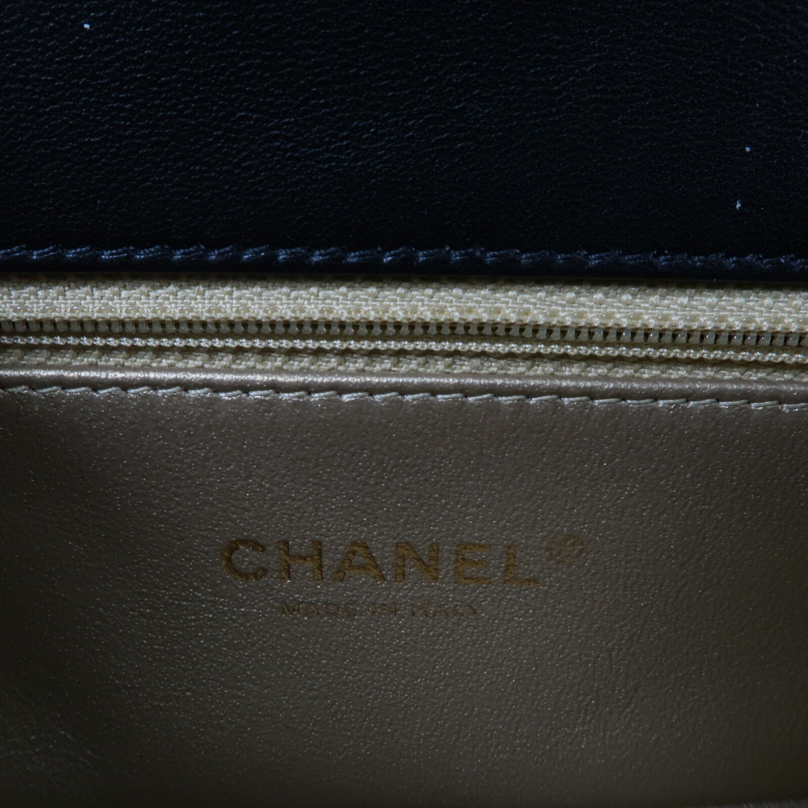 CHANEL 羊皮皮革Chain Shoulder鏈帶肩背袋