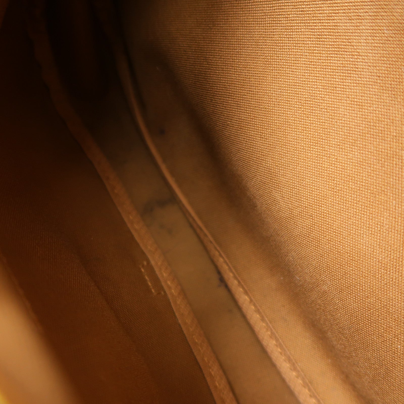 LOUIS VUITTON Monogram Saumur 30金扣肩背袋棕色